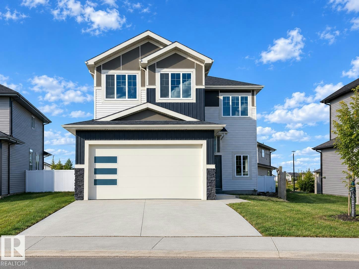 7156 177 Avenue, Edmonton, AB, T5Z 0W9