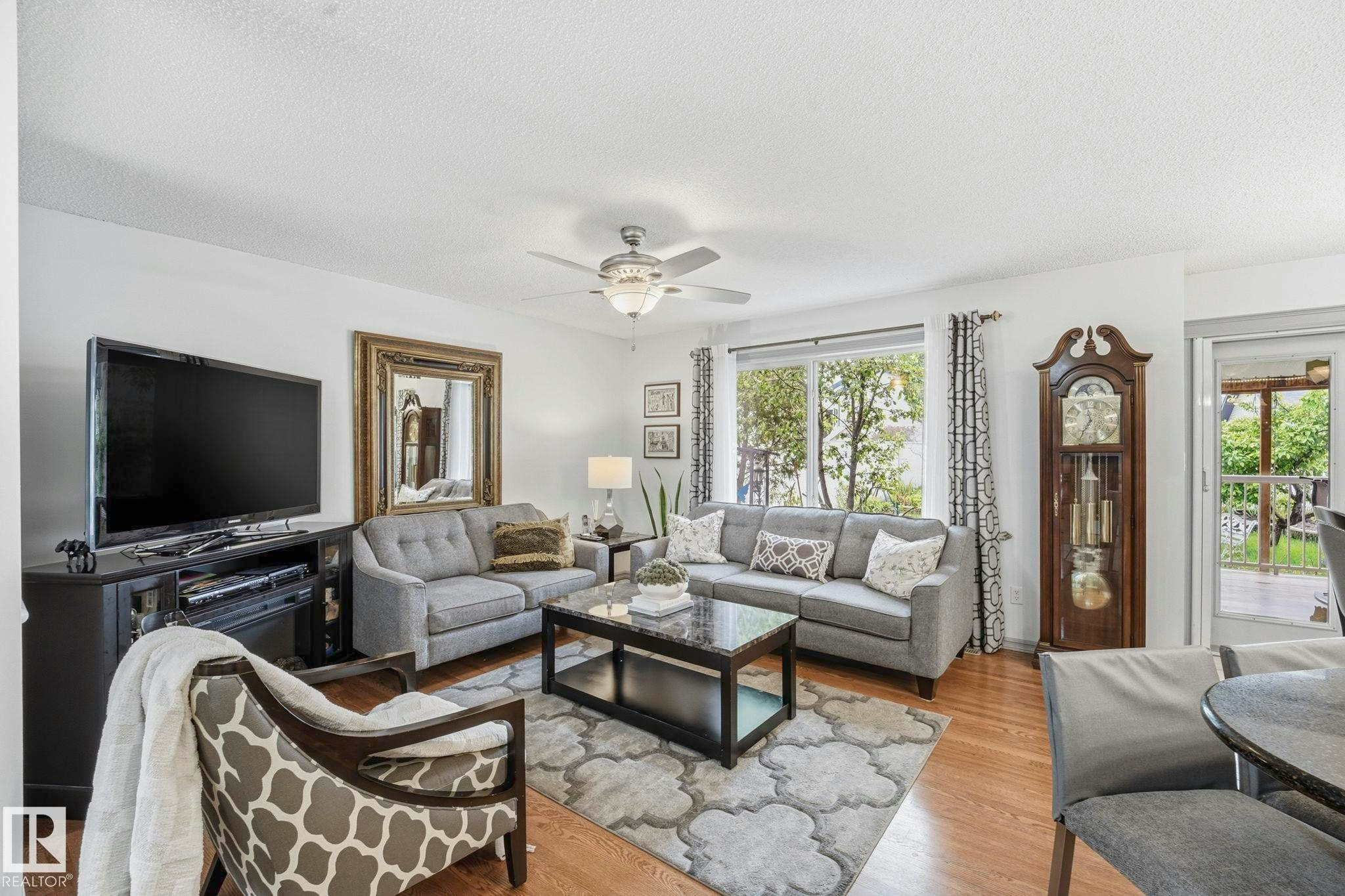 3231 28a Avenue, Edmonton, AB, T6T 1T1