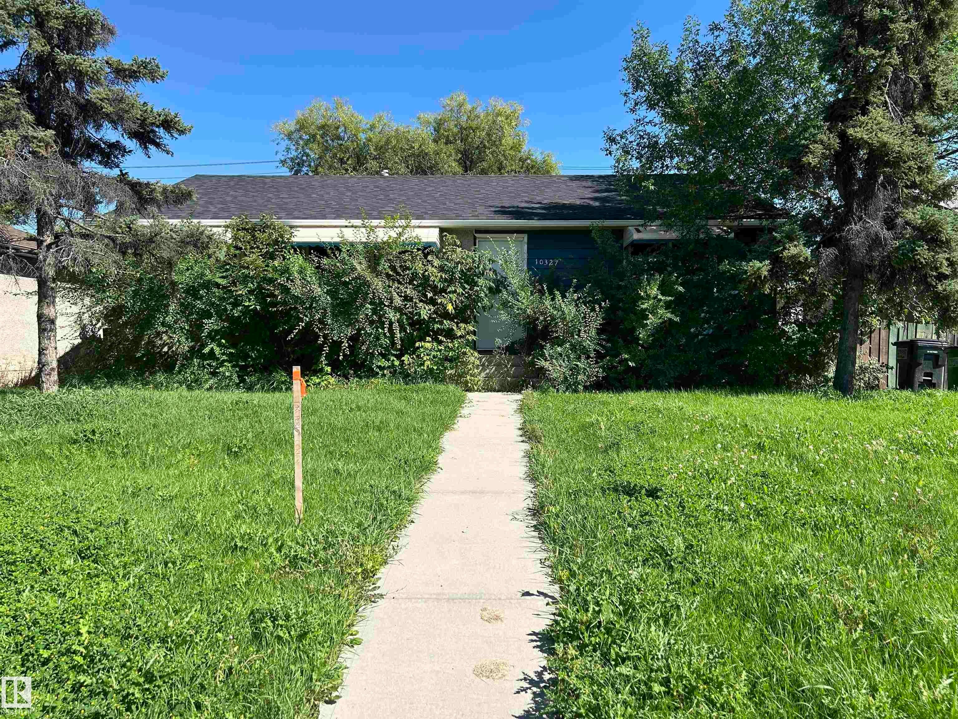 10327 50 Street, Edmonton, AB, T6A 2C3