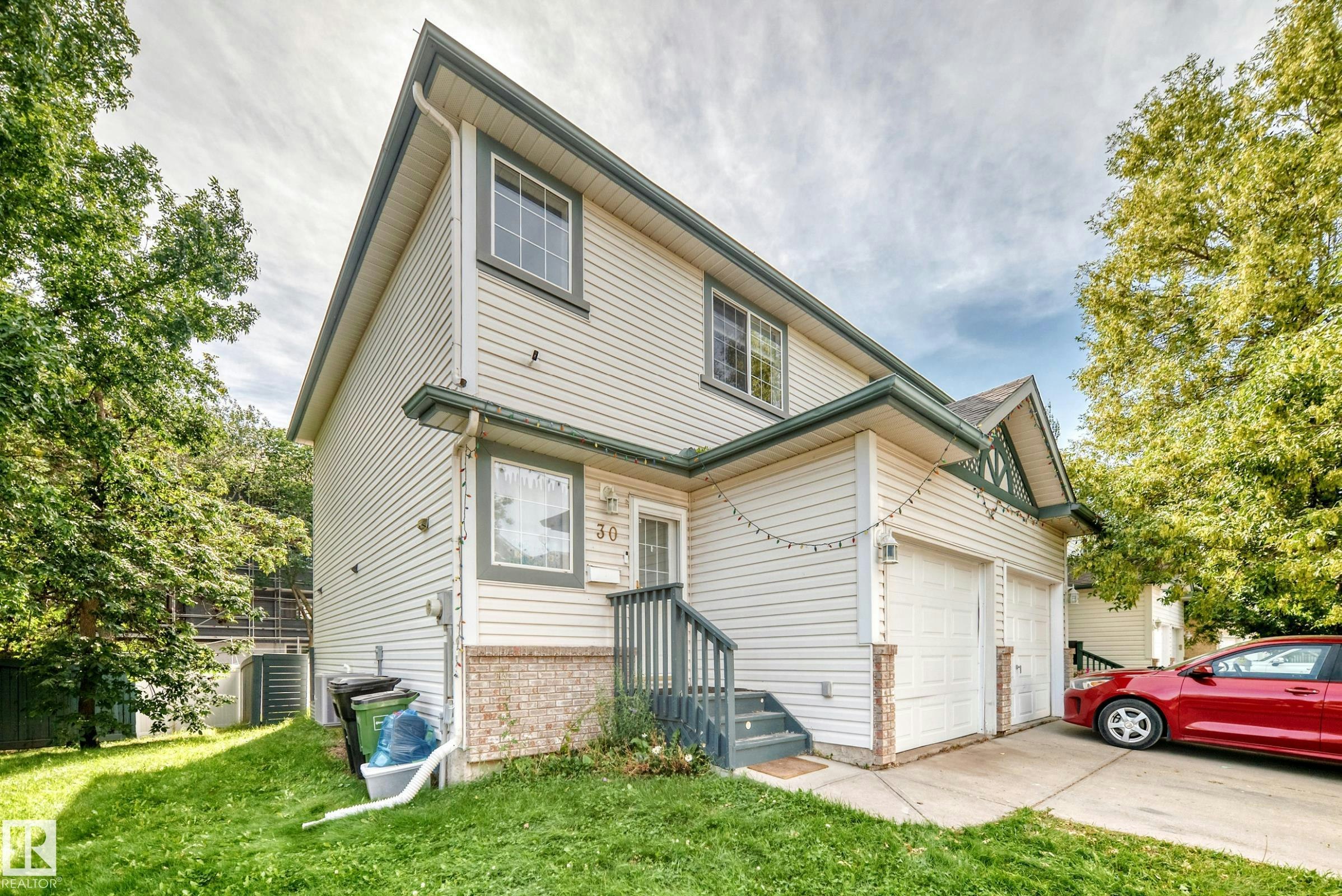 30-300 Hooper Crescent, Edmonton, AB, T5A 5B3