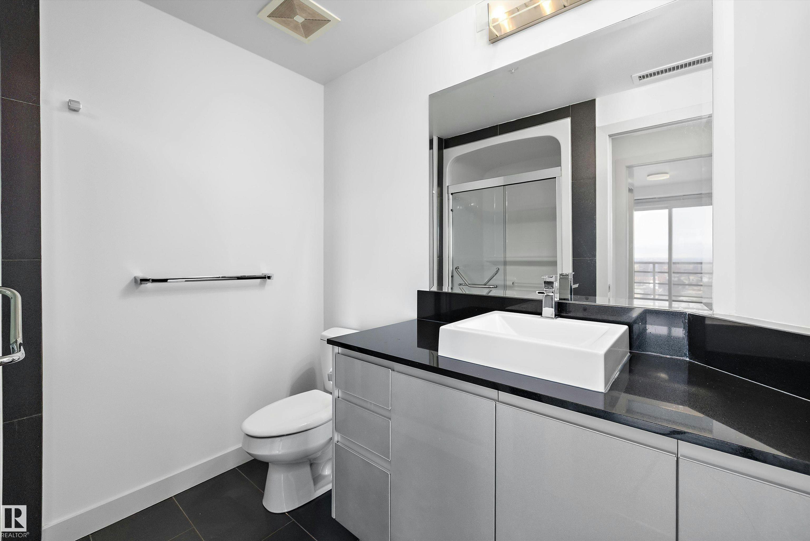 1704-10388 105 Street, Edmonton, AB, T5J 0C2 - 24