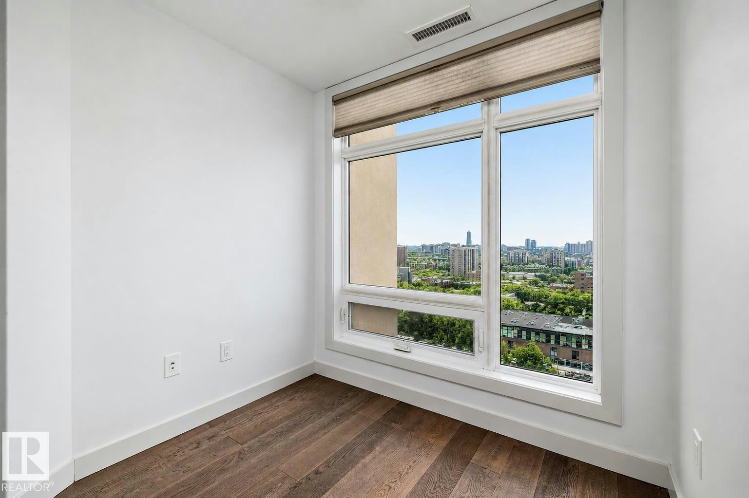1704-10388 105 Street - 5