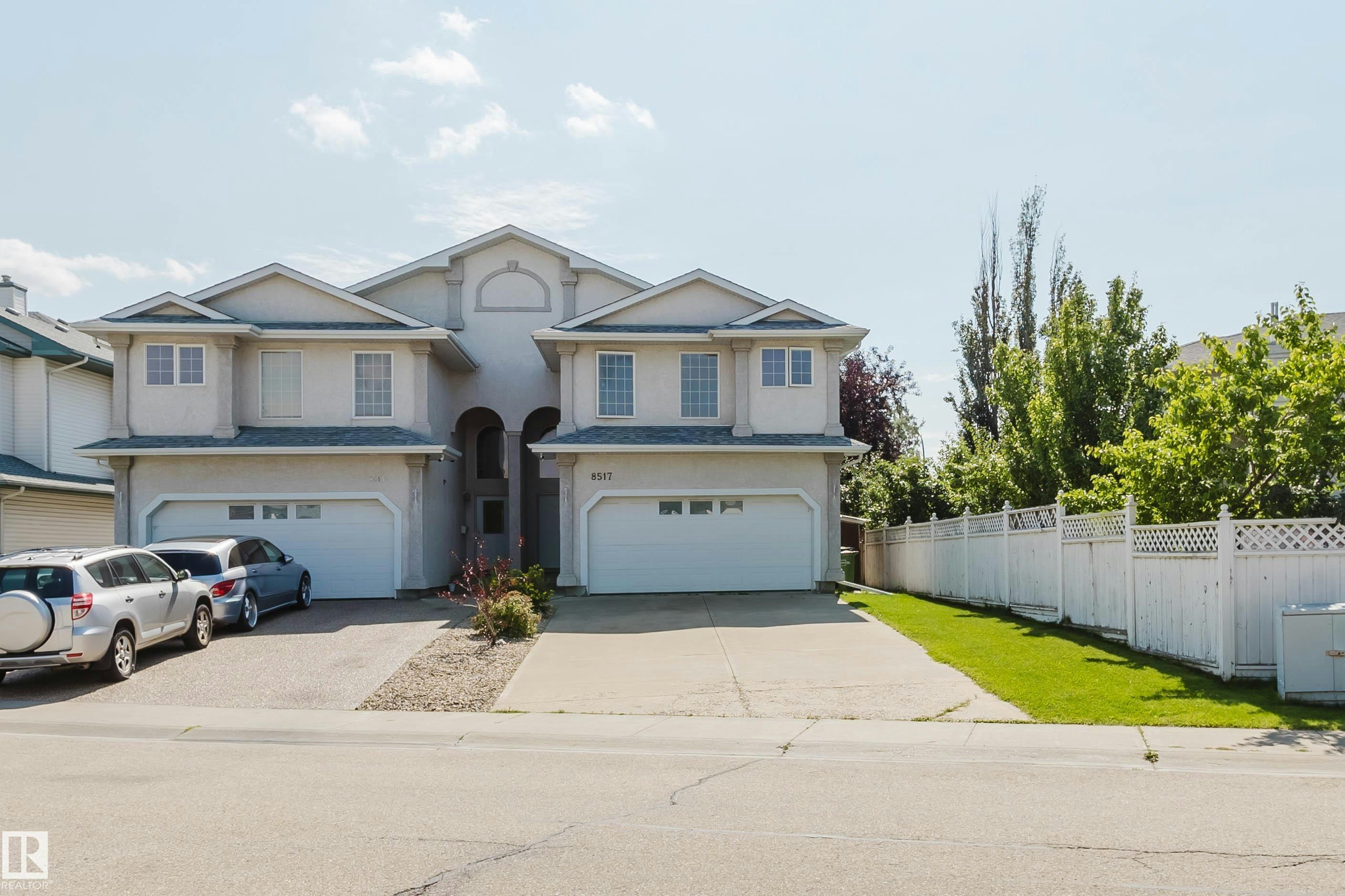 8517 156 Avenue, Edmonton, AB, T5Z 3B4