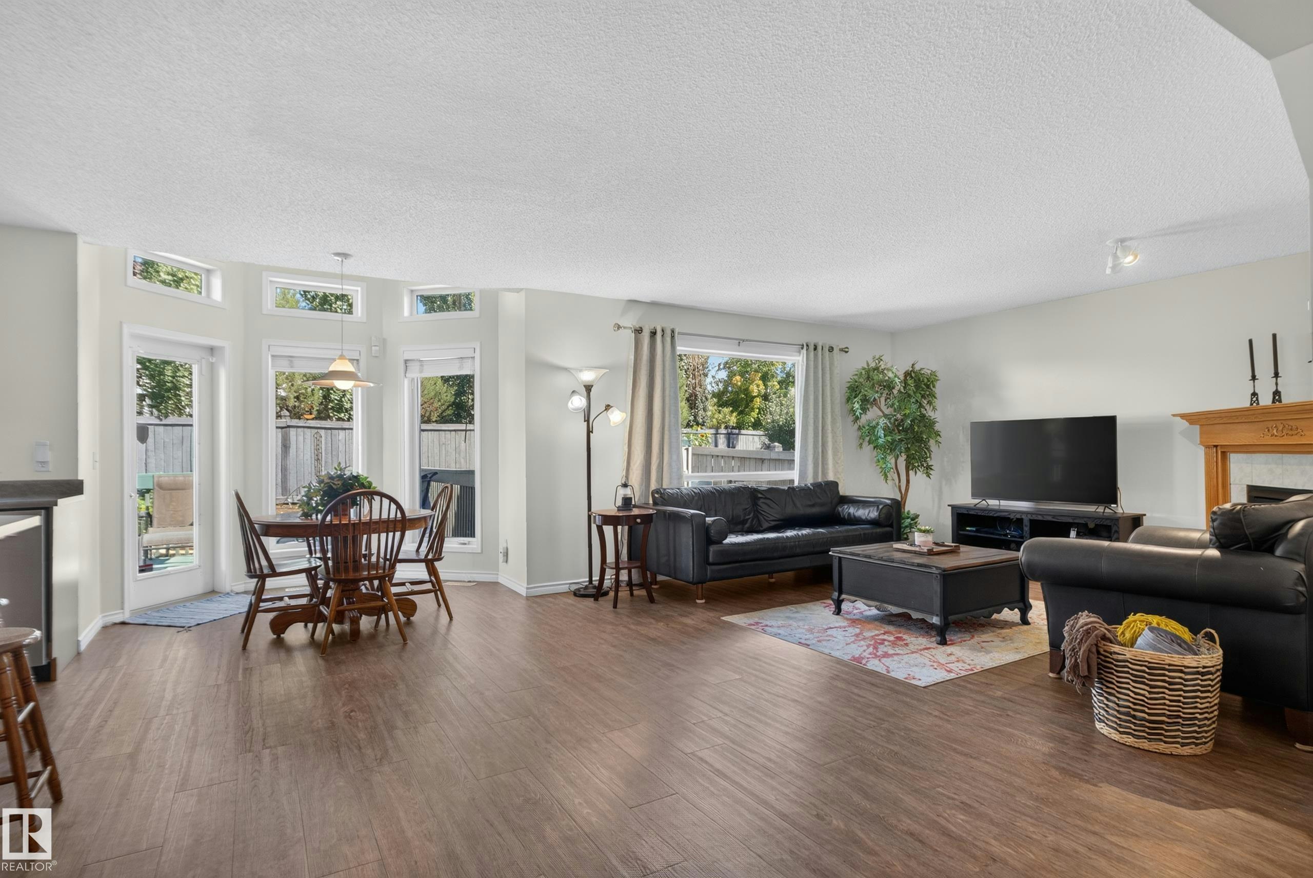 2035 Blackmud Creek Drive, Edmonton, AB, T6W 1E7 - 9