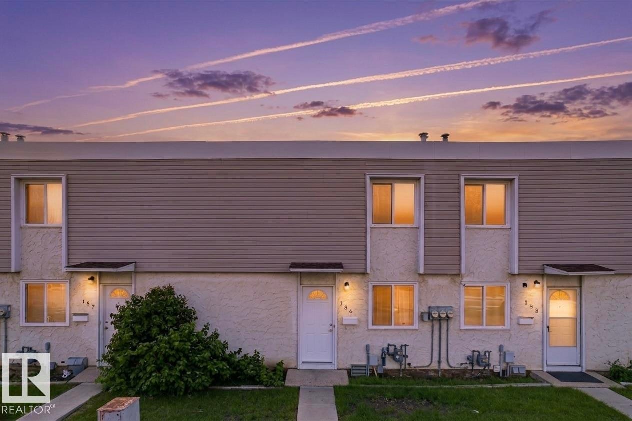 186 Cornell Crest, Edmonton, AB, T5C 3C3