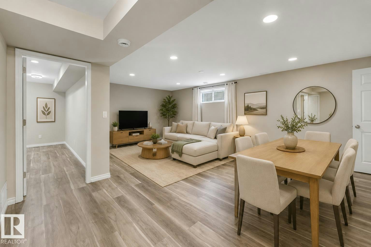 3908 41 Avenue, Edmonton, AB, T6L 5M4