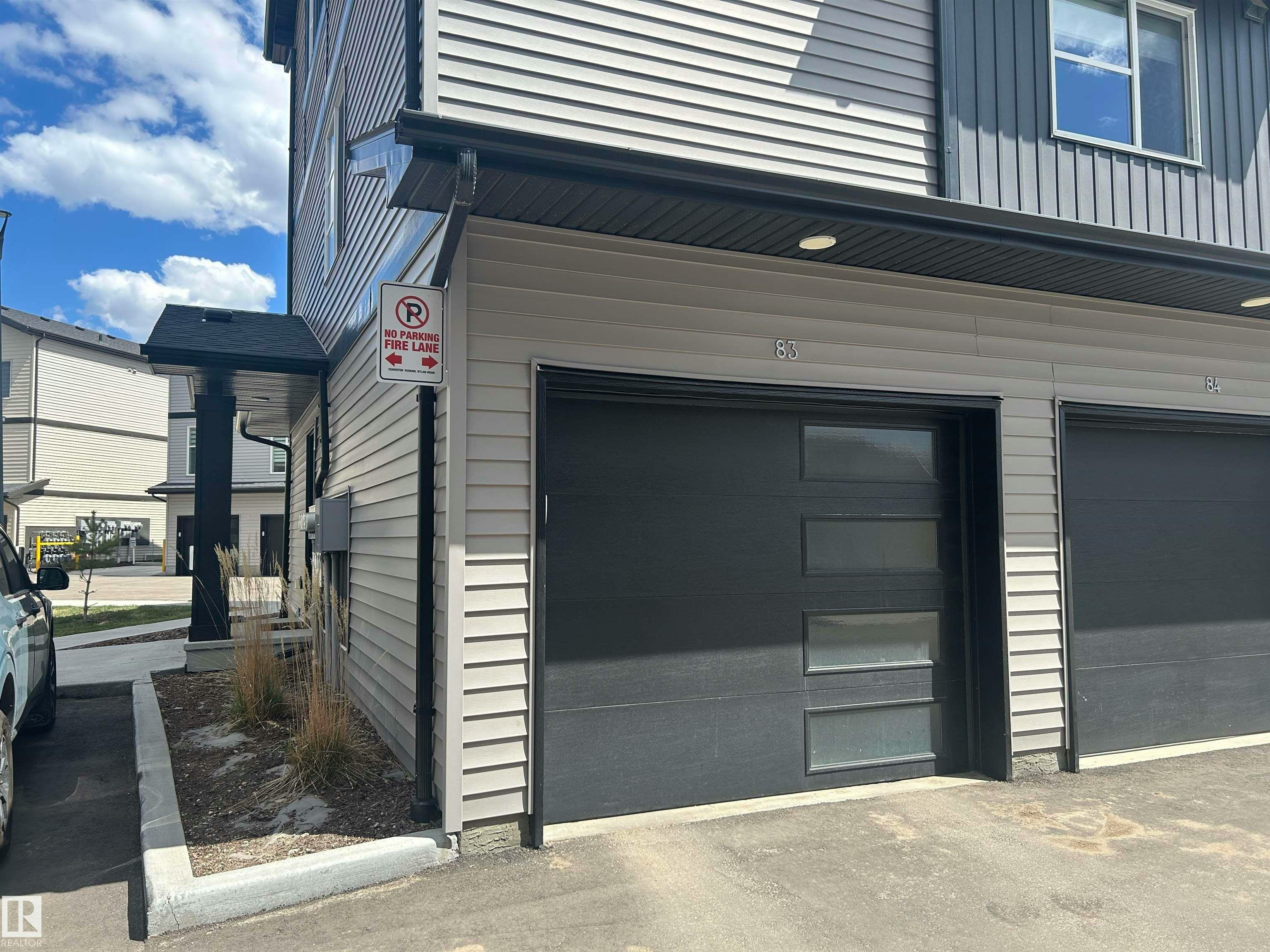 83-1203 163 Street, Edmonton, AB, T6W 3X1