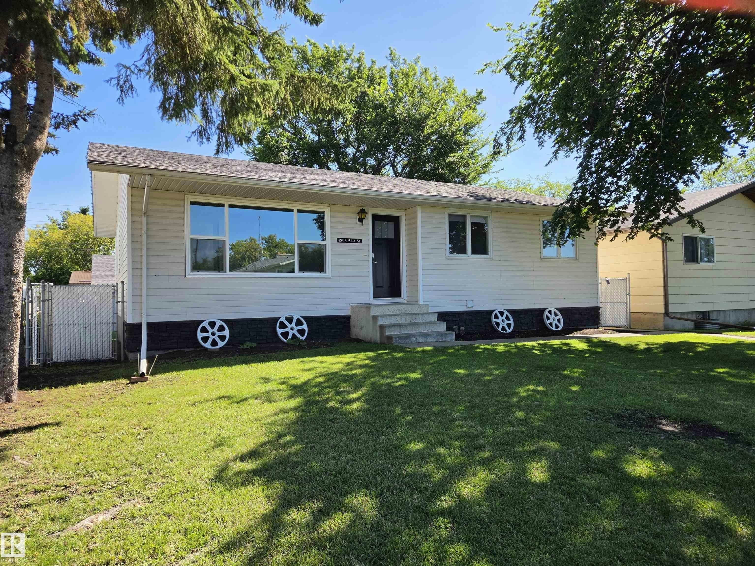 4803 54a St, Bonnyville Town, AB, T9N 1Z3