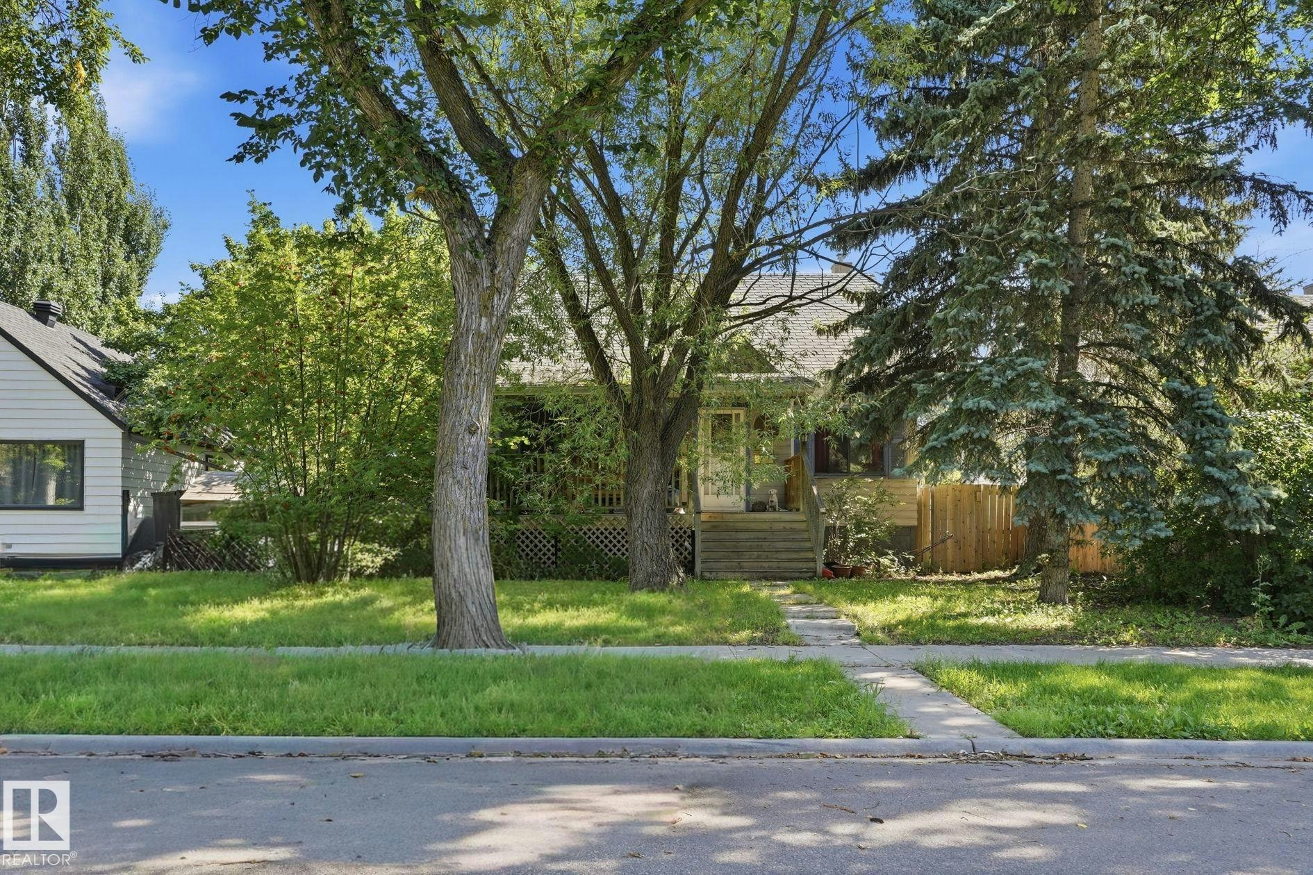 11611 128 Street NW, Edmonton, AB, T5M 0X3