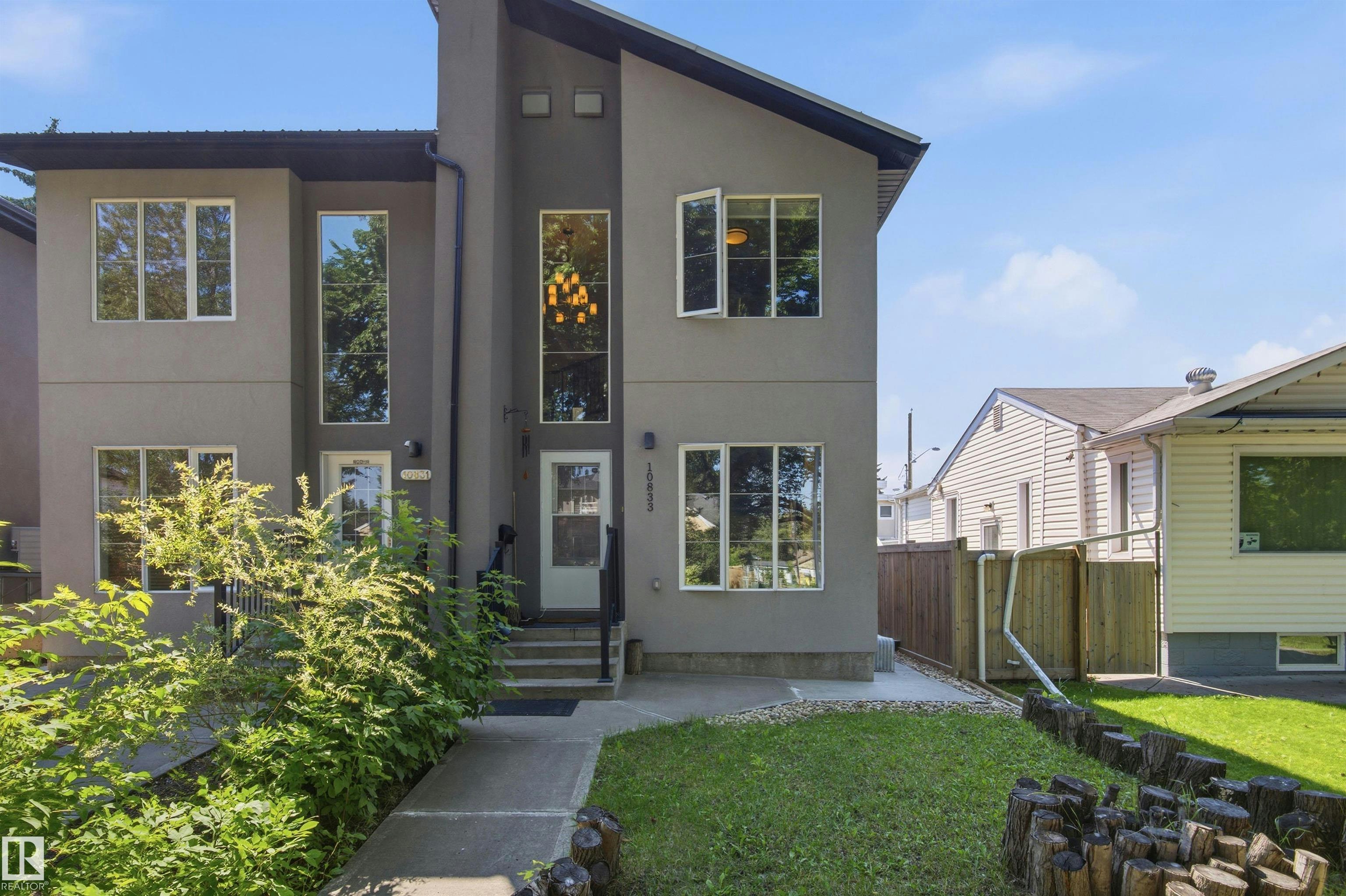 10833 63 Avenue, Edmonton, AB, T6H 1P9