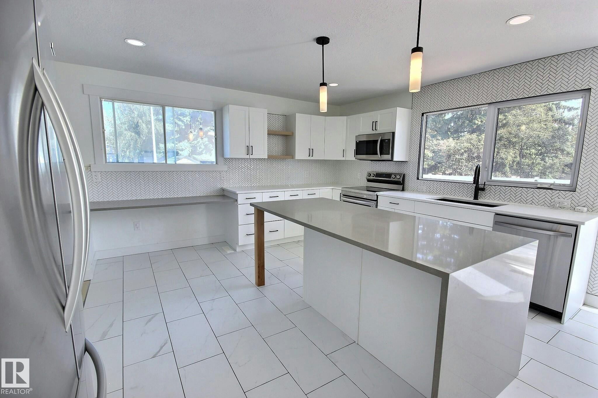 5207 46 Street, Beaumont, AB, T4X 1H9