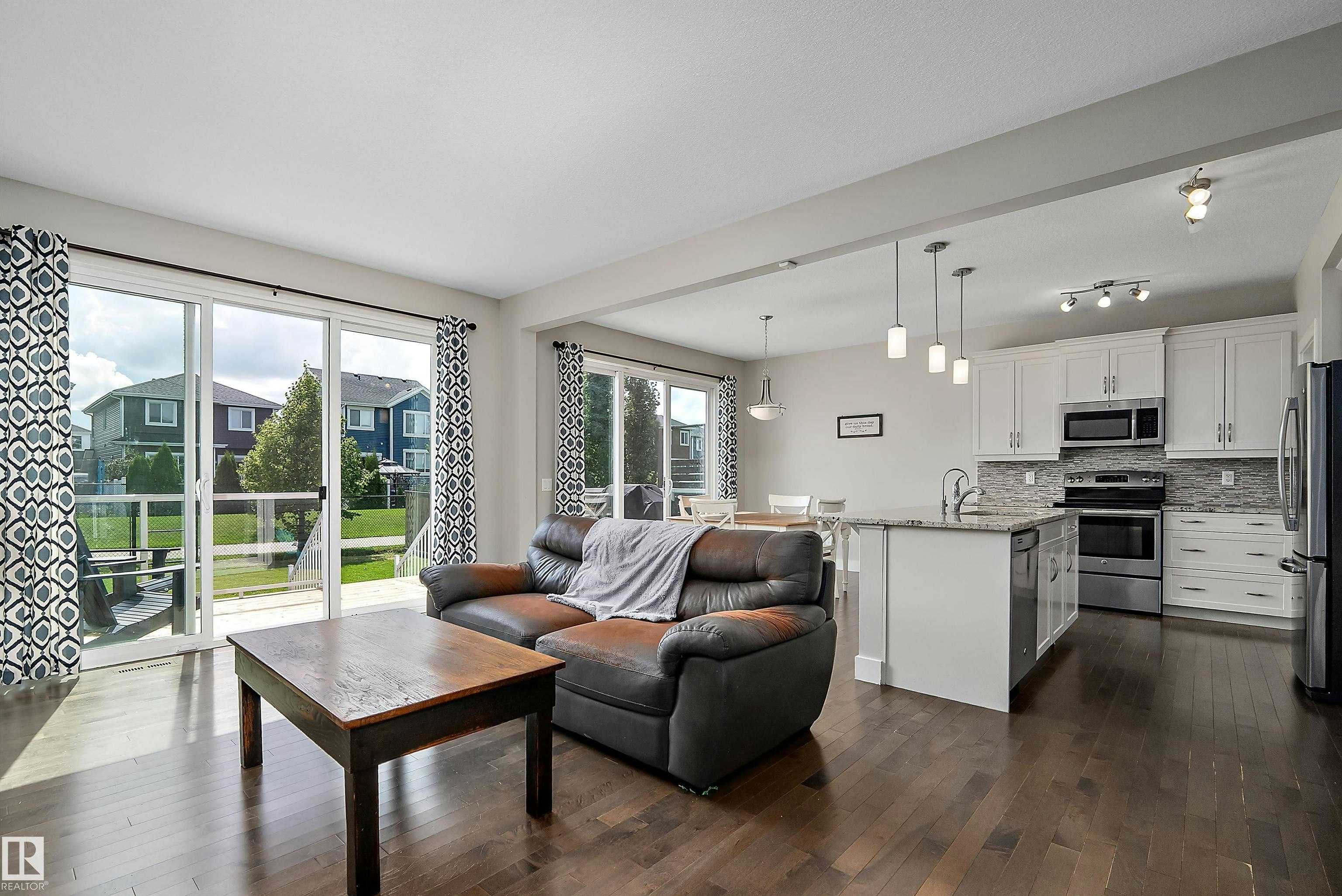 403 Simpkins Wynd, Leduc, AB, T9E 0Y3 - 11
