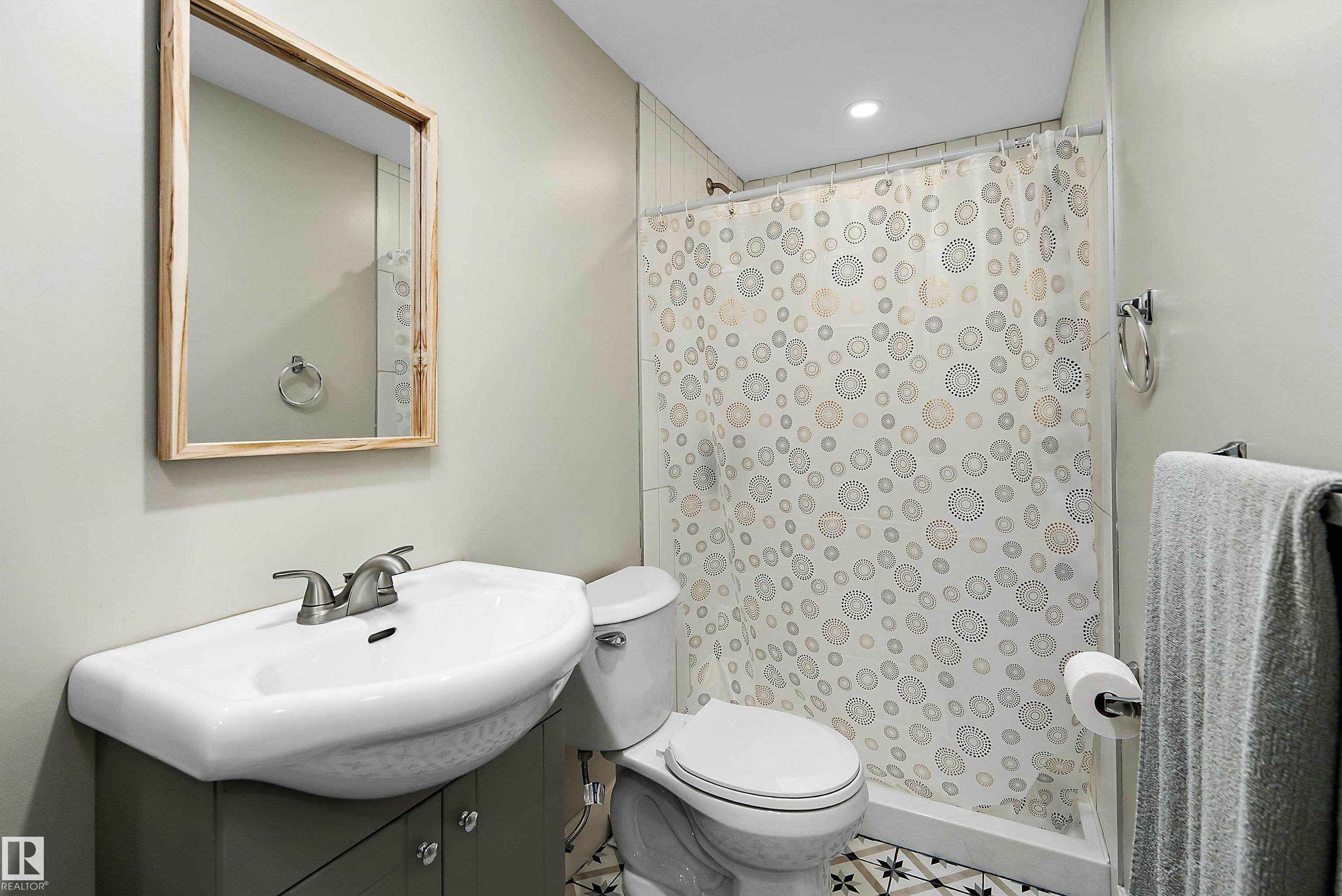 403 Simpkins Wynd, Leduc, AB, T9E 0Y3 - 40