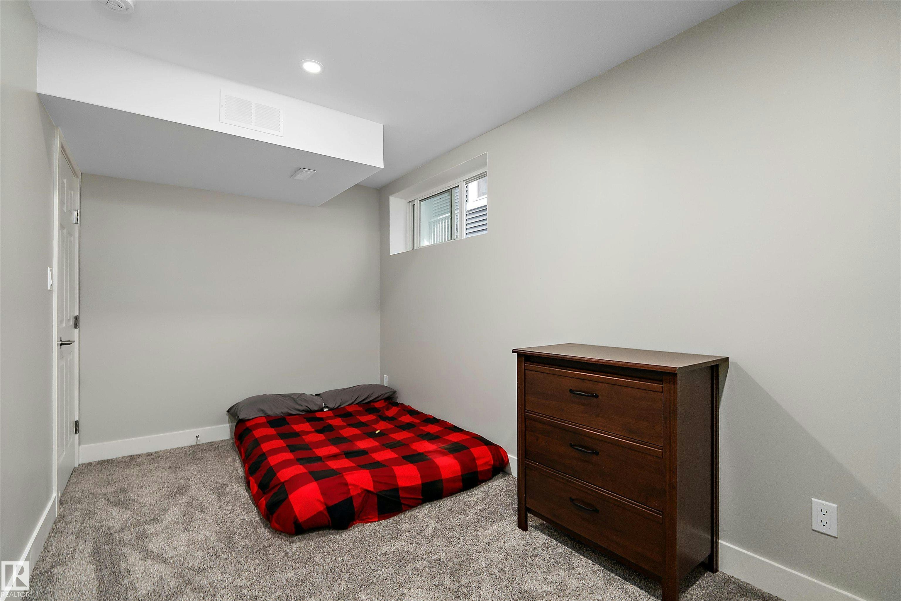 403 Simpkins Wynd, Leduc, AB, T9E 0Y3 - 43