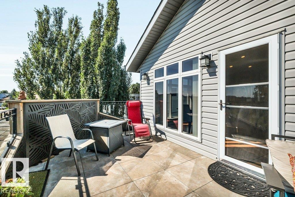 715 Hooke Place, Edmonton, AB, T5A 5H4 - 32