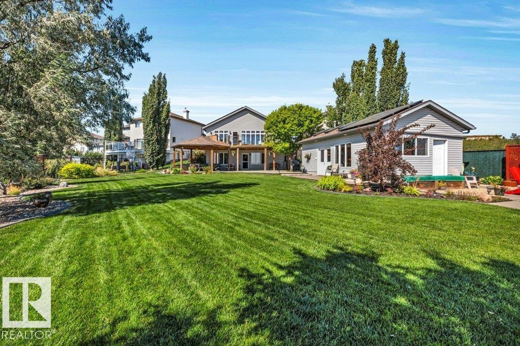 715 Hooke Place, Edmonton, AB, T5A 5H4 - 53