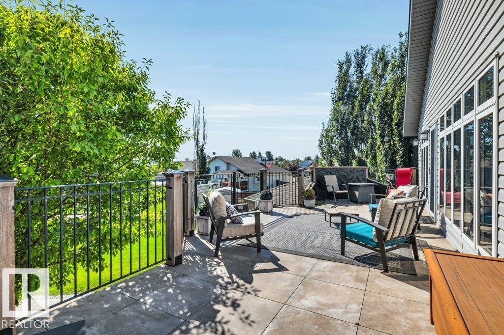 715 Hooke Place, Edmonton, AB, T5A 5H4 - 34