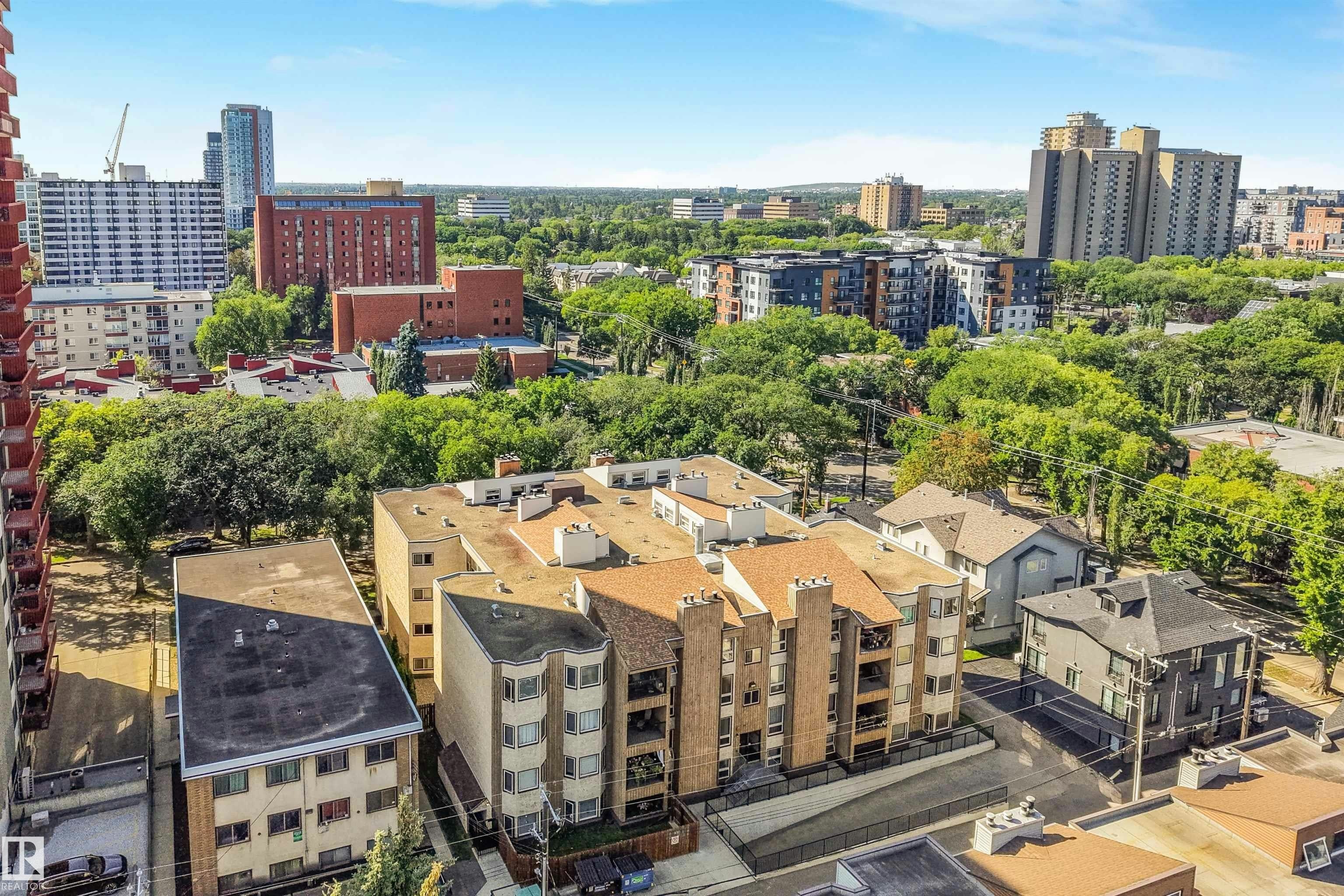 203-10171 119 Street, Edmonton, AB, T5K 1Z1