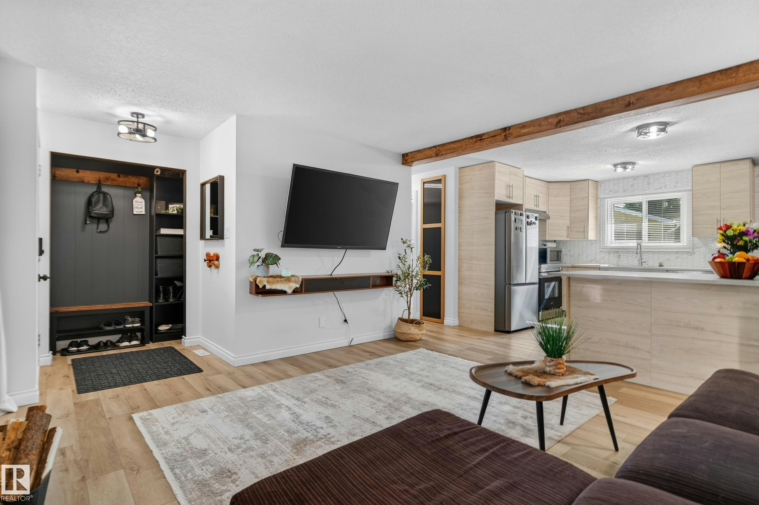 1931 145a Avenue, Edmonton, AB, T5Y 1S9