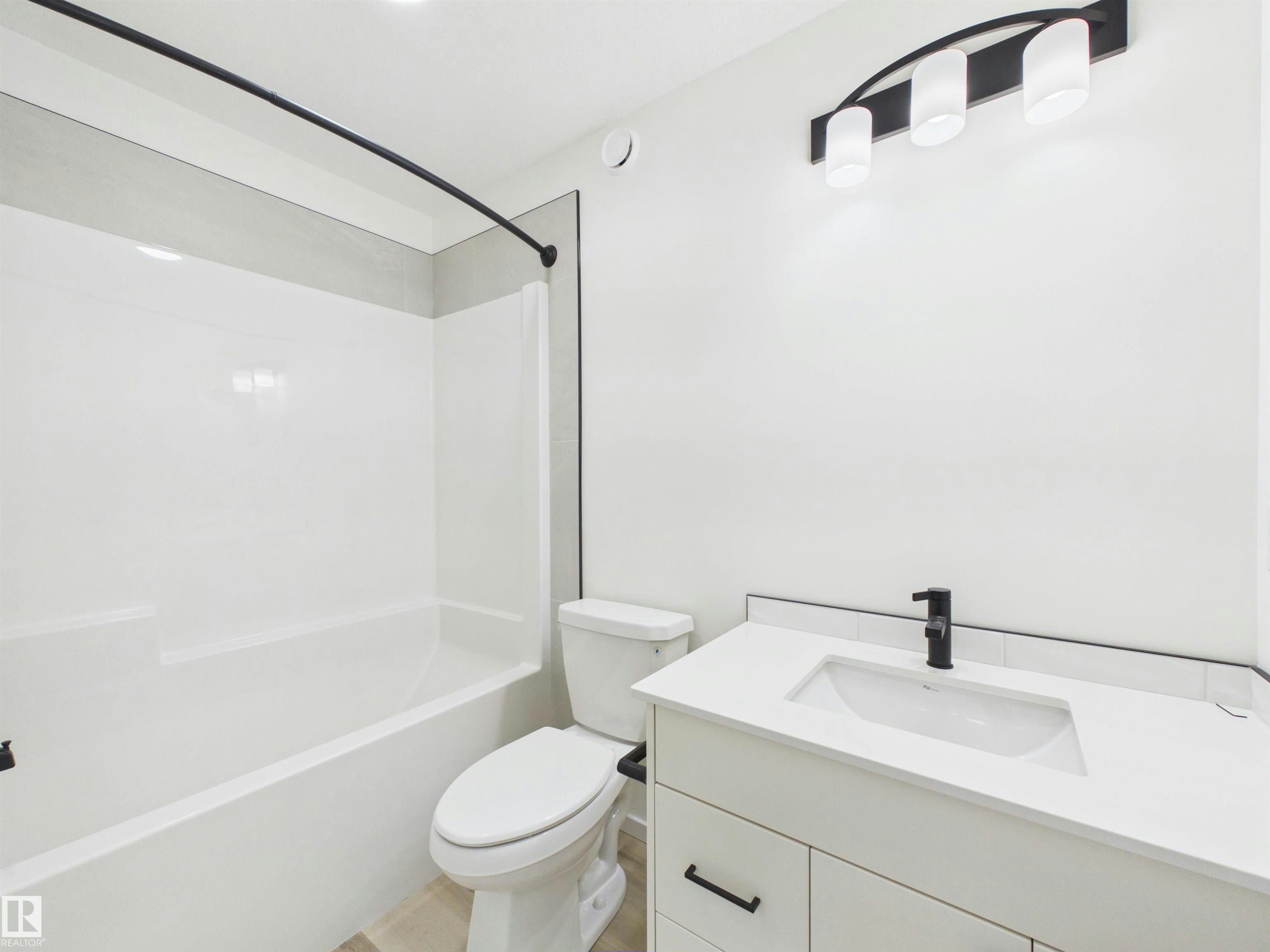 21 Brickyard Link, Stony Plain, AB, T7Z 0P7 - 17