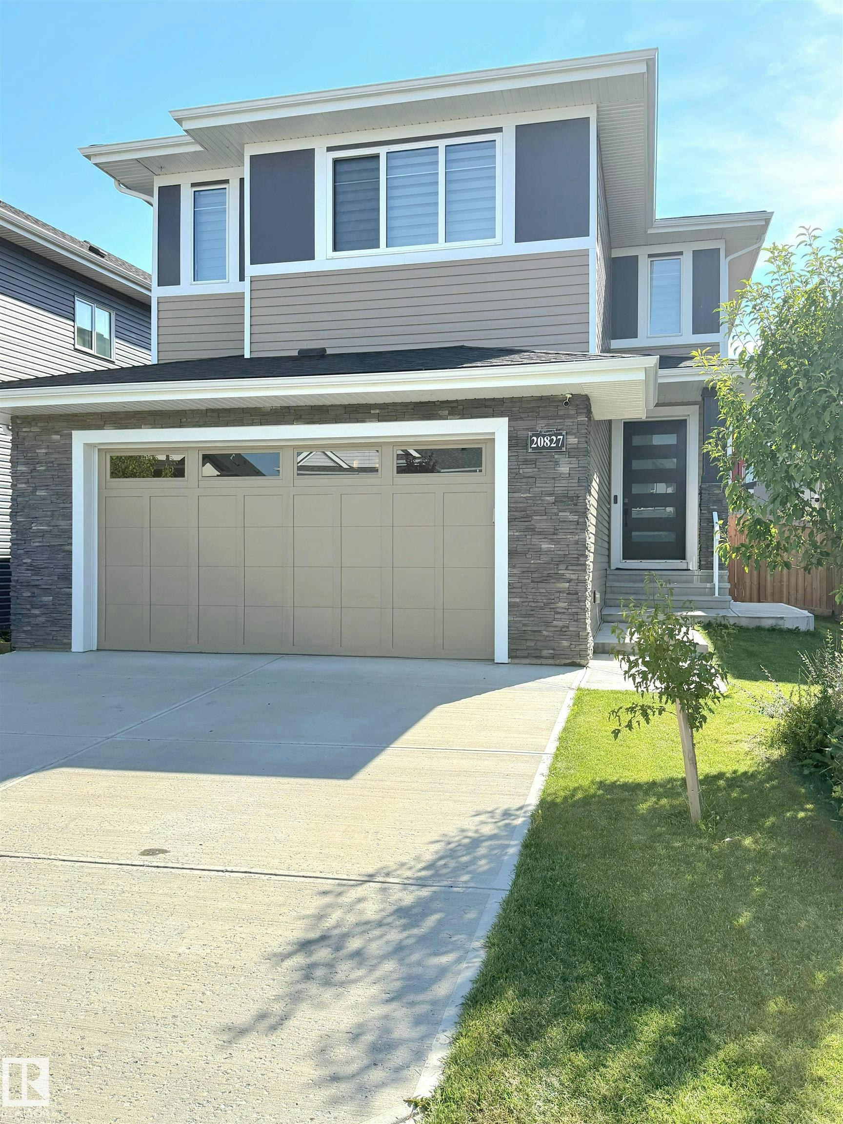 20827 130 Avenue, Edmonton, AB, T5S 0L4