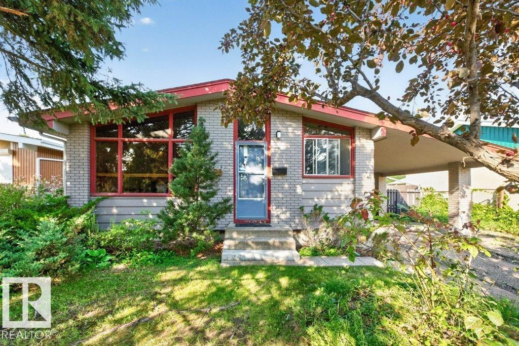 8308 68a Street, Edmonton, AB, T6B 1T3