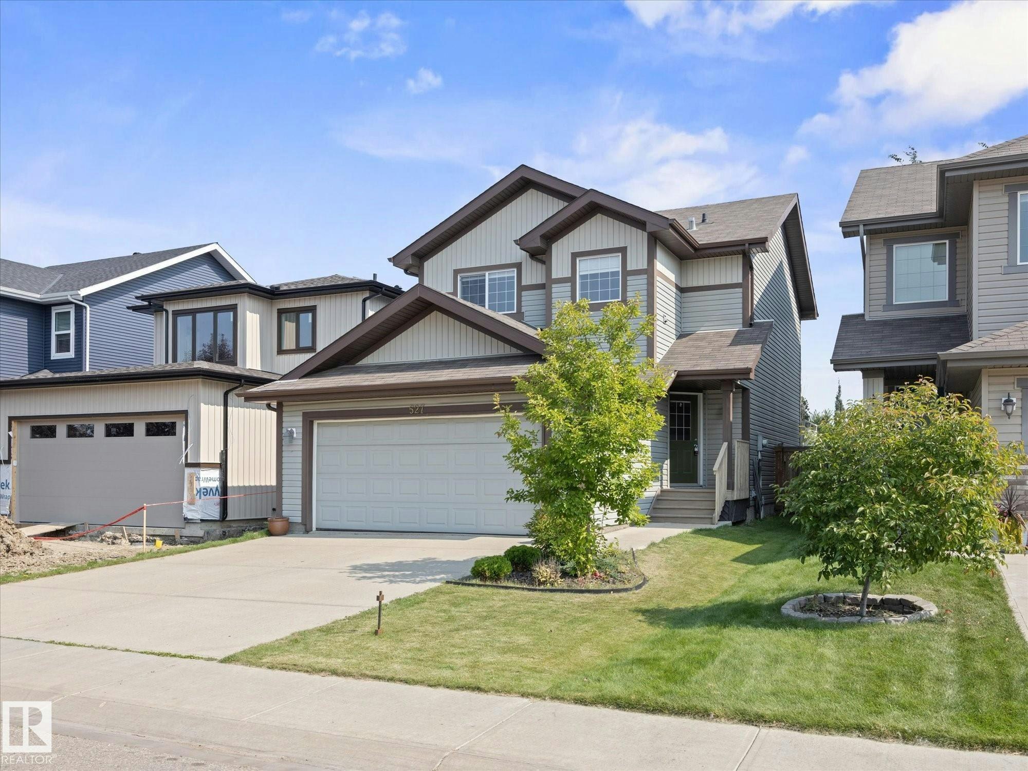 527 171 Street, Edmonton, AB, T6W 2A4