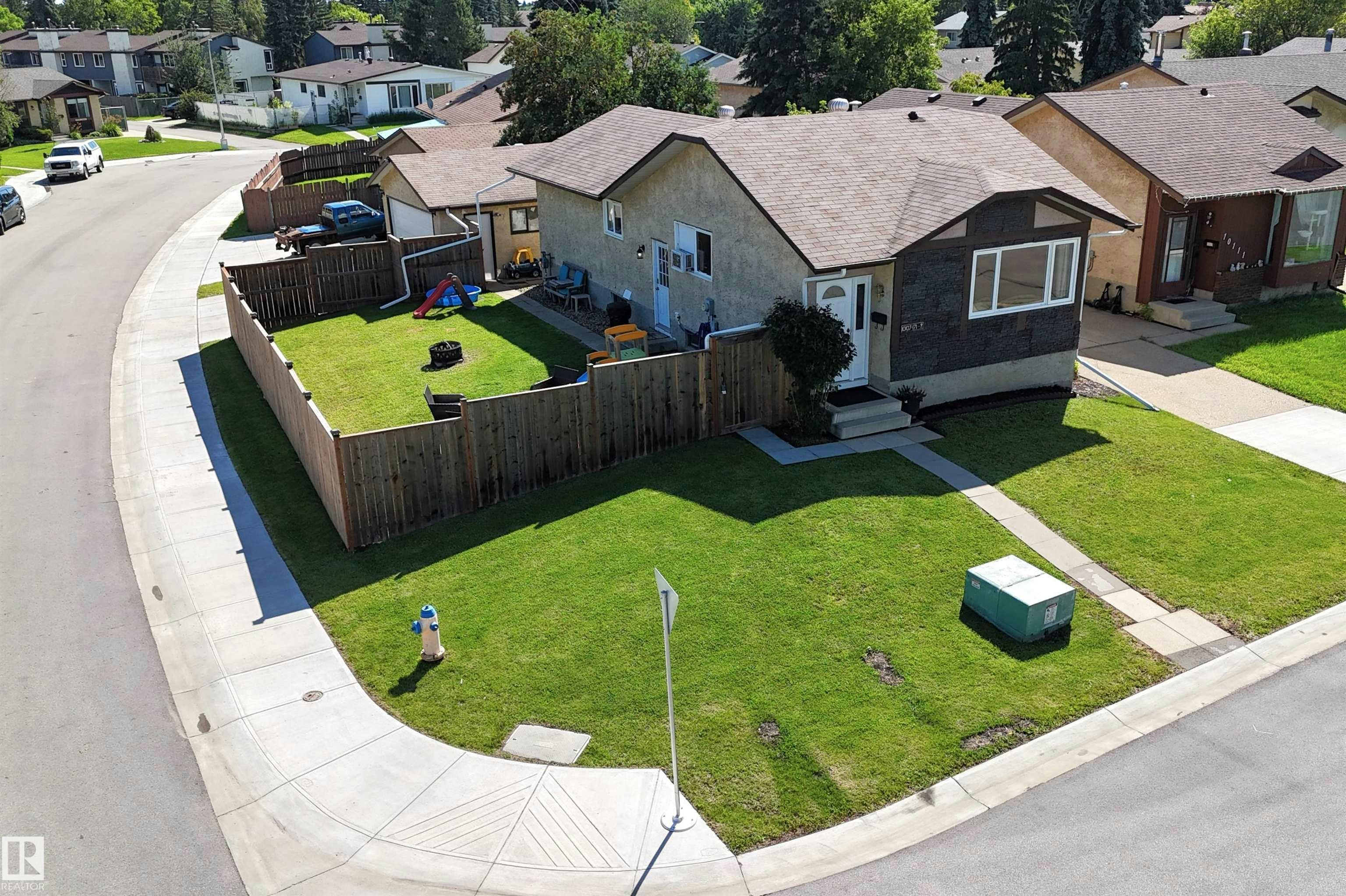 10107 171a Avenue, Edmonton, AB, T5X 4L3