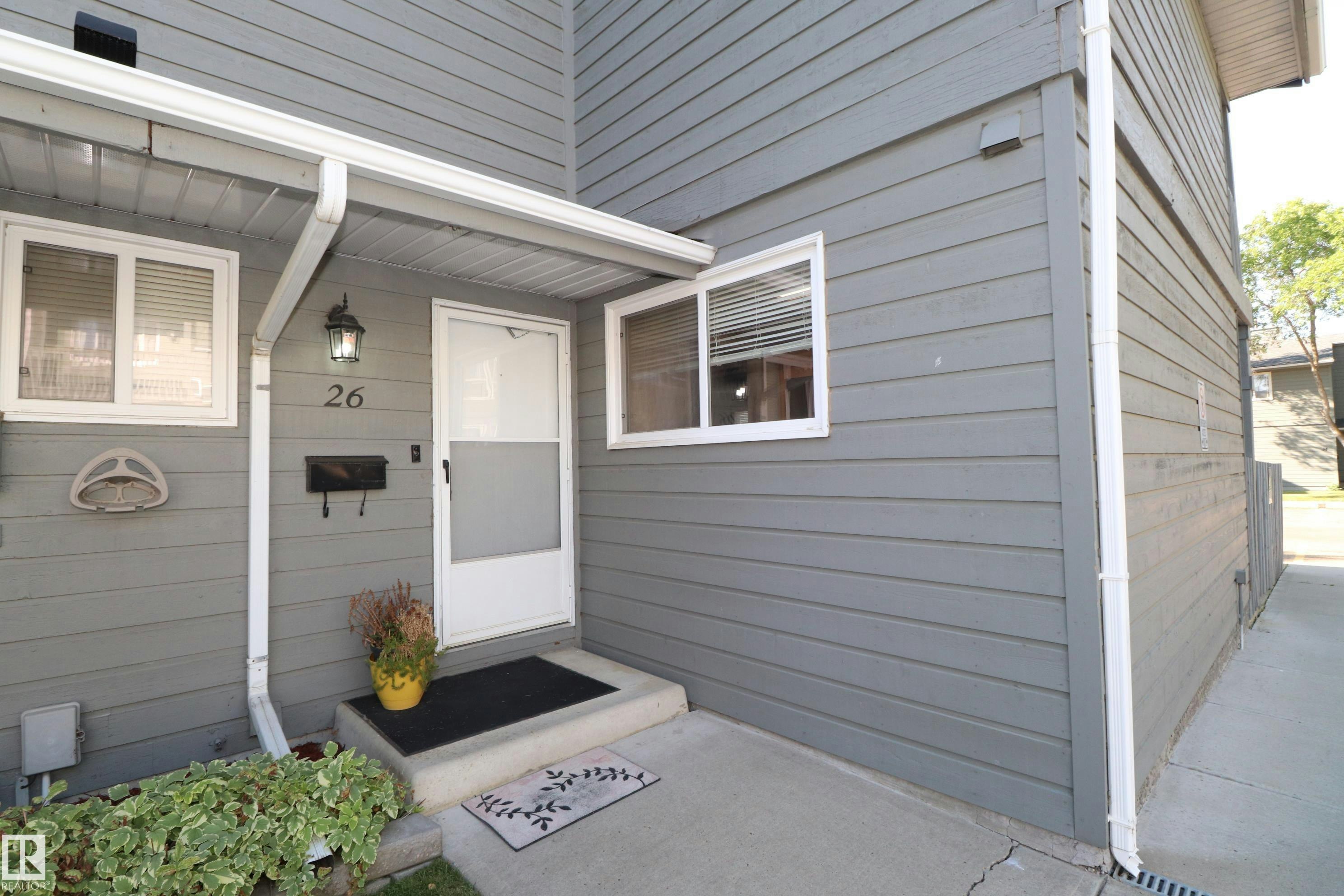 26-4610 17 Avenue, Edmonton, AB, T6L 5T1