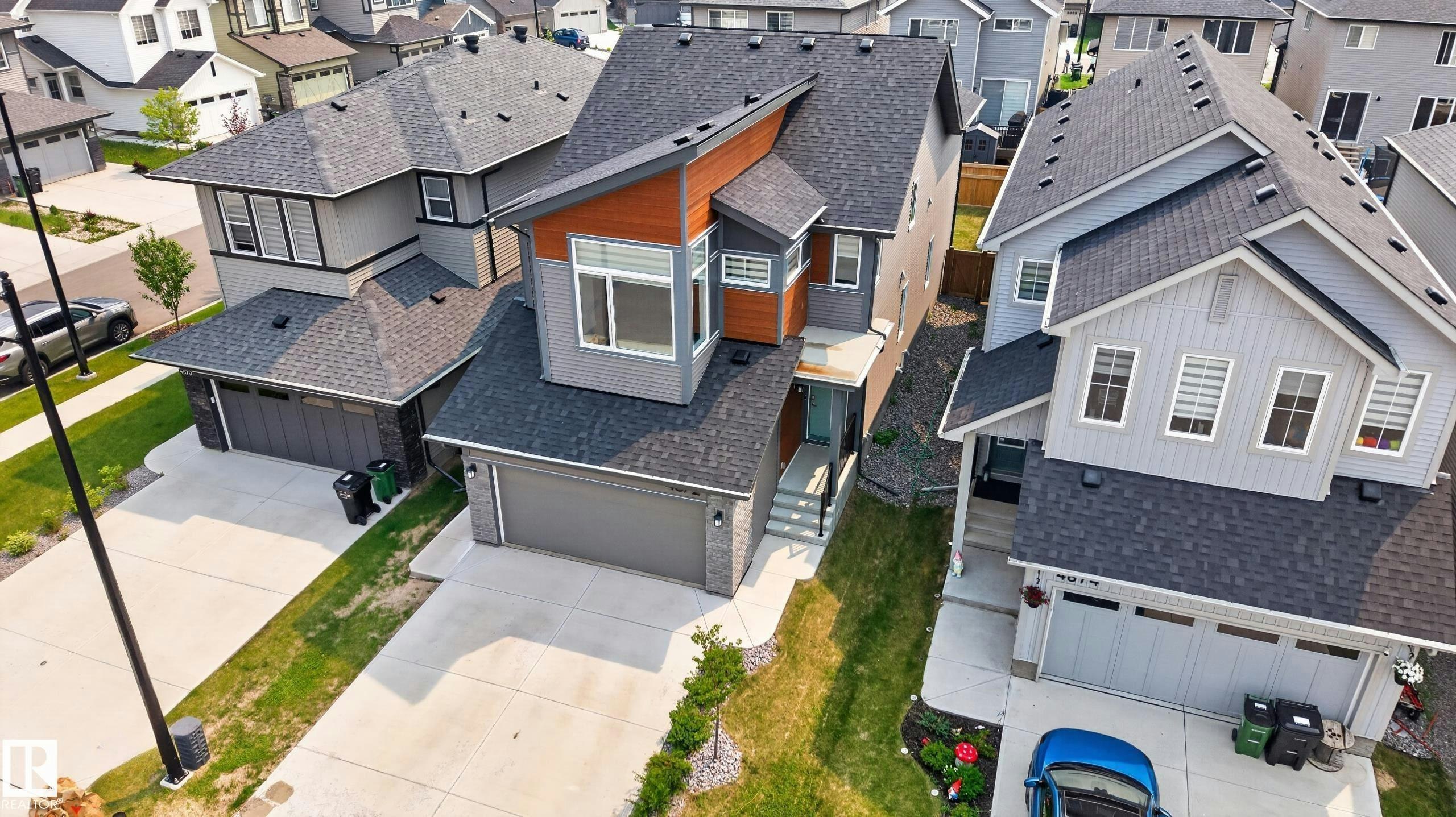 4872 Kinney Road, Edmonton, AB, T6W 5G3