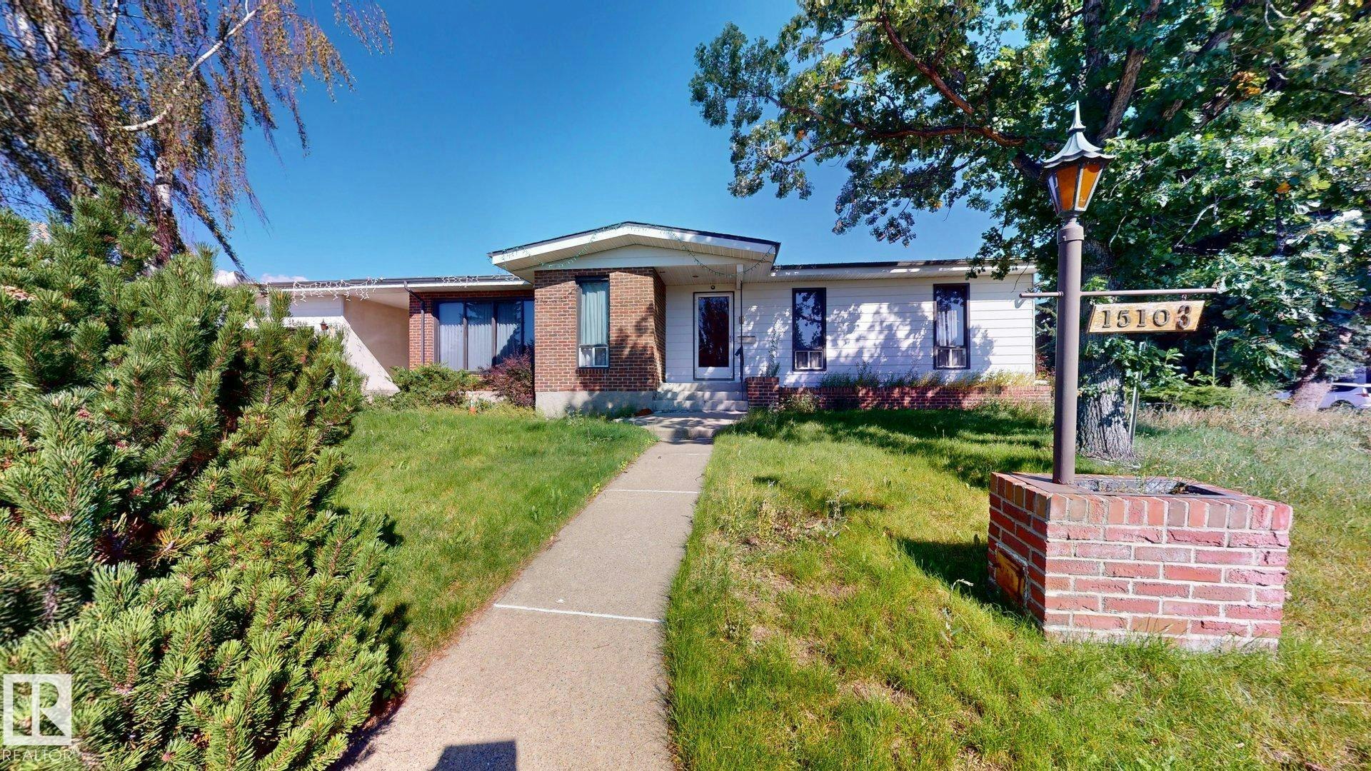 15103 92 Street, Edmonton, AB, T5E 5V1