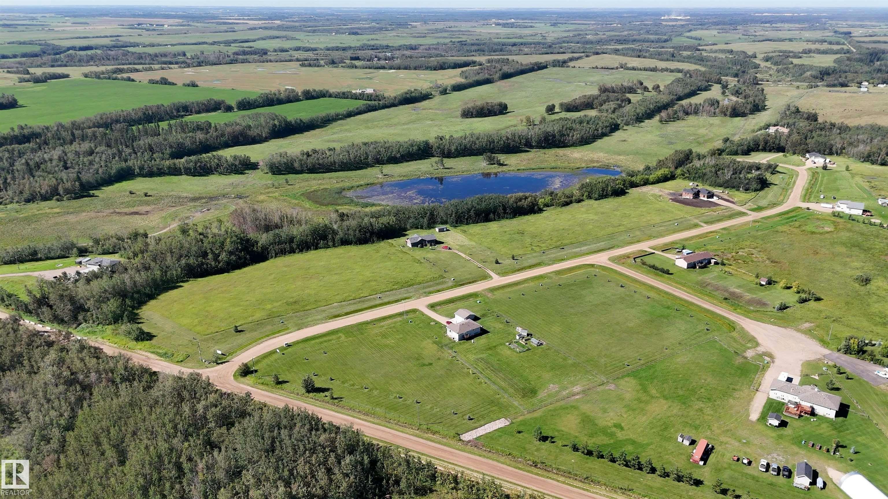 102 Buffalo Way, Rural Thorhild County, AB, T0A 2K0