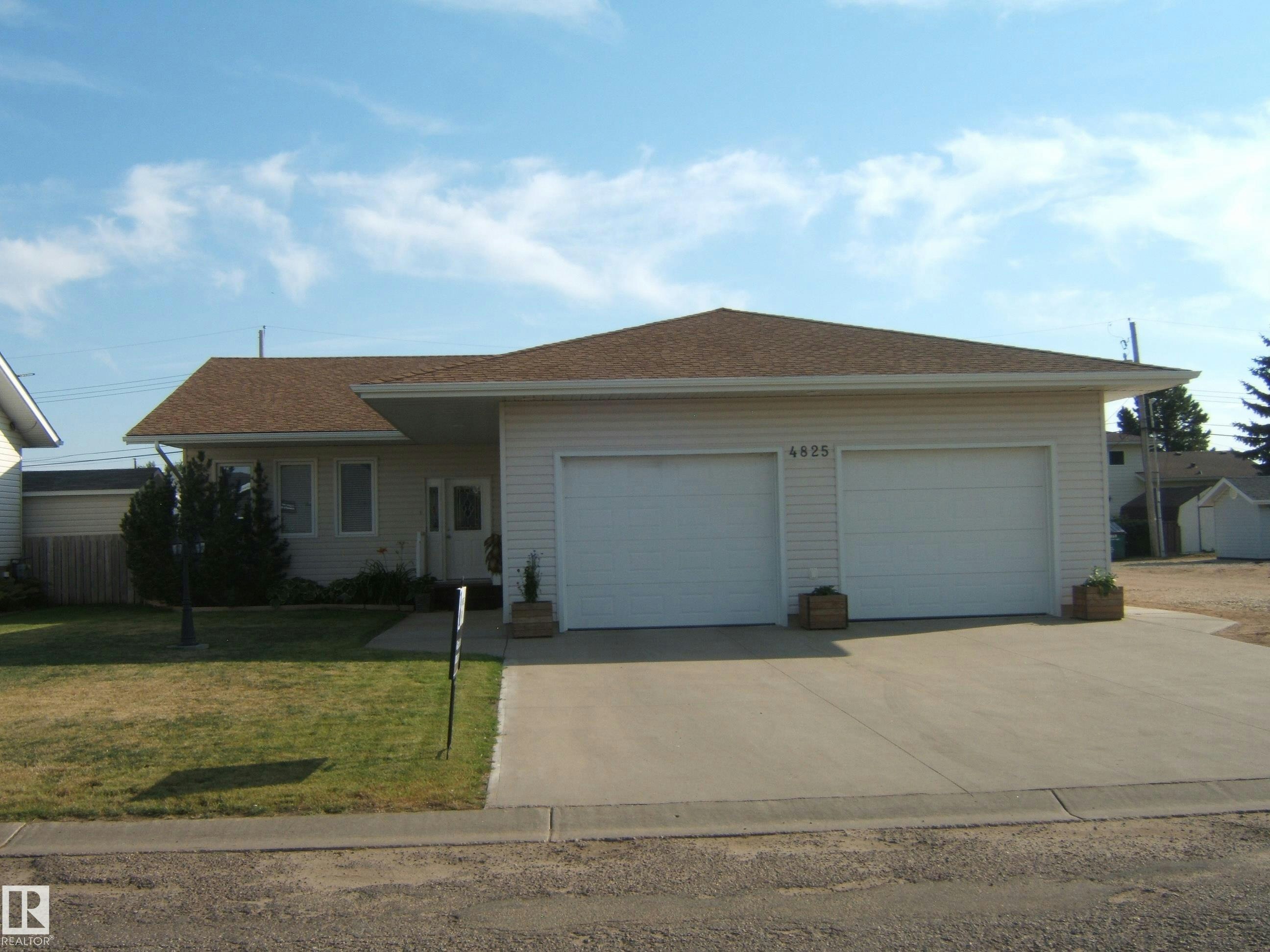 4825 59 Avenue, Vegreville, AB, T9C 1X3