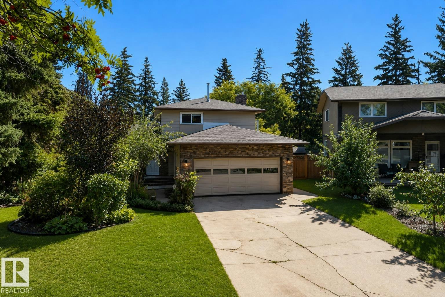 21 Bradburn Crescent, St. Albert, AB, T8N 2J8