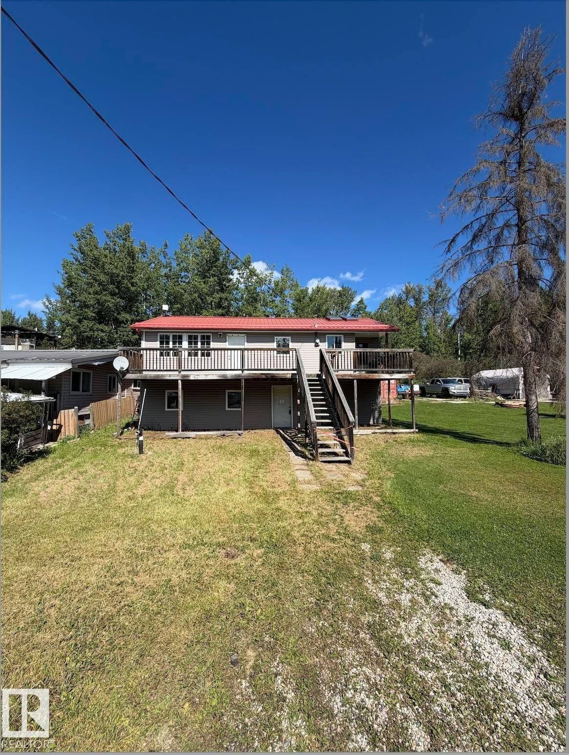 9914 101 Avenue, Rural Lac Ste. Anne County, AB, T0E 0L0