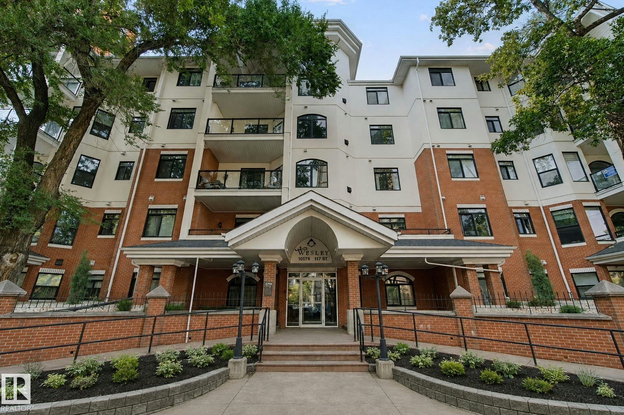 203-10178 117 Street, Edmonton, AB, T5K 2X9