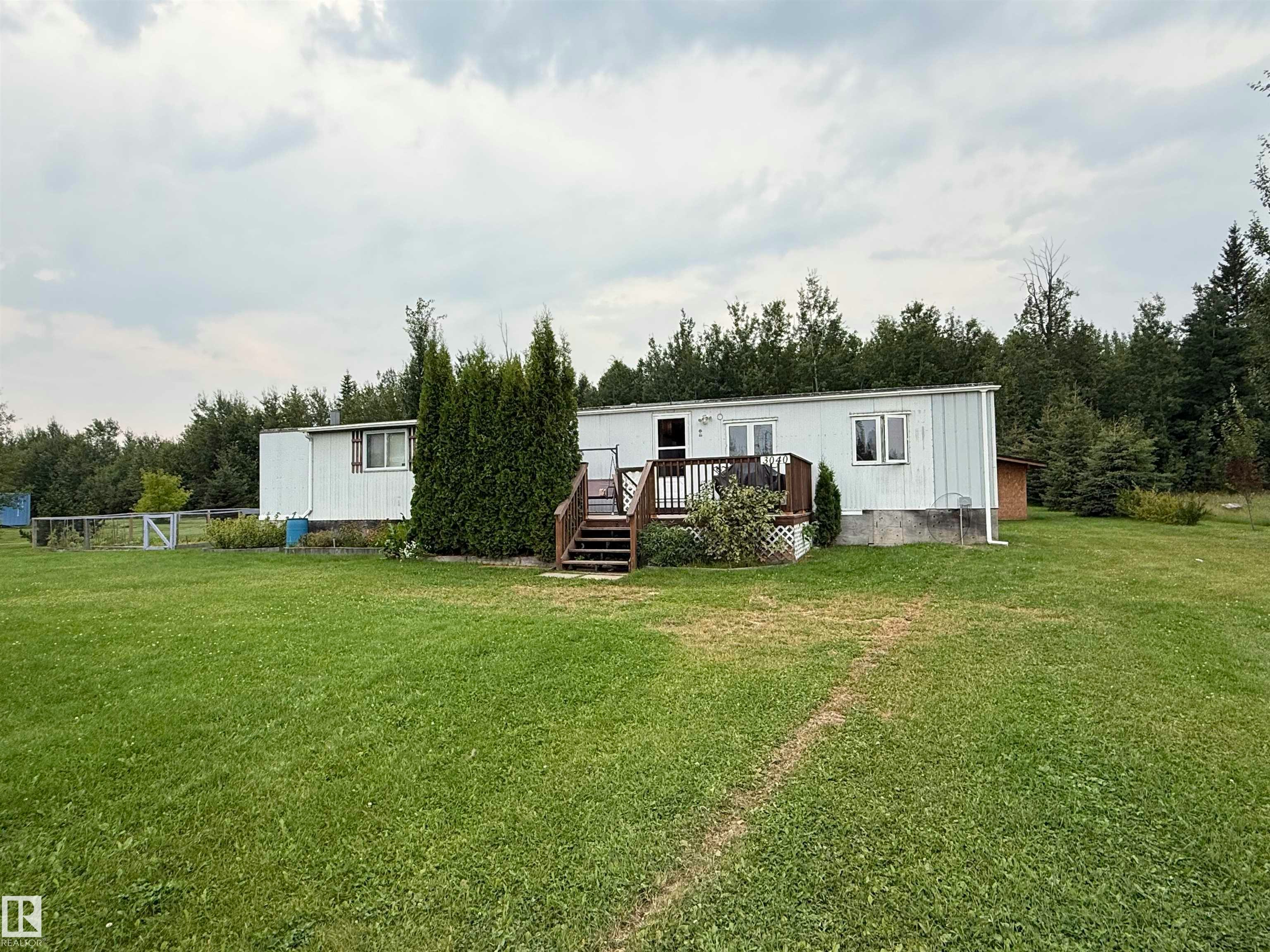 3040 Central Drive, Rural Opportunity M.D., AB, T0G 0K0