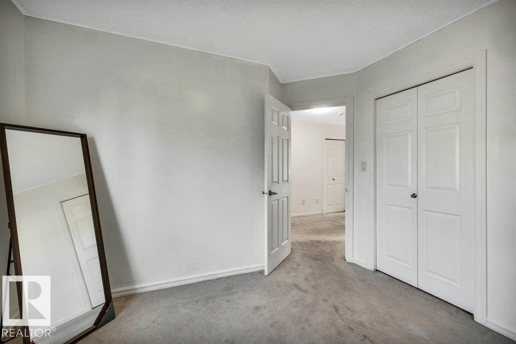 2426 34a Avenue, Edmonton, AB, T6T 0B1 - 33