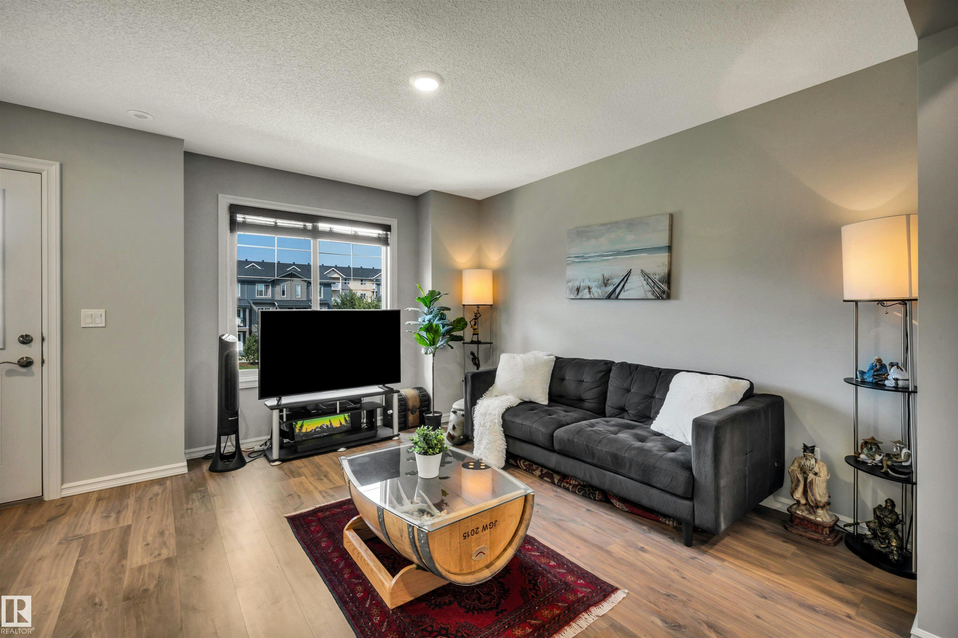 33-3025 151 Avenue, Edmonton, AB, T5Y 3W4