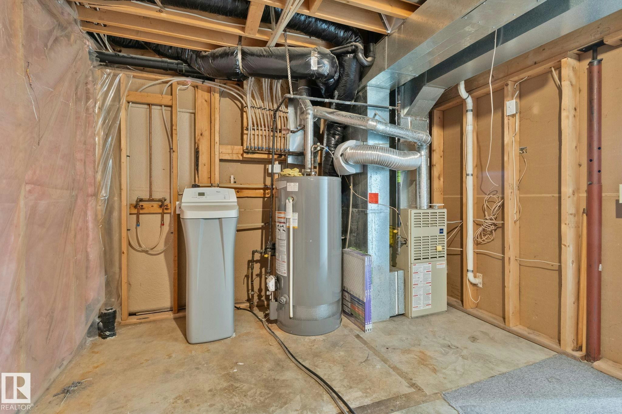 15055 128 Street, Edmonton, AB, T6V 1E8 - 45
