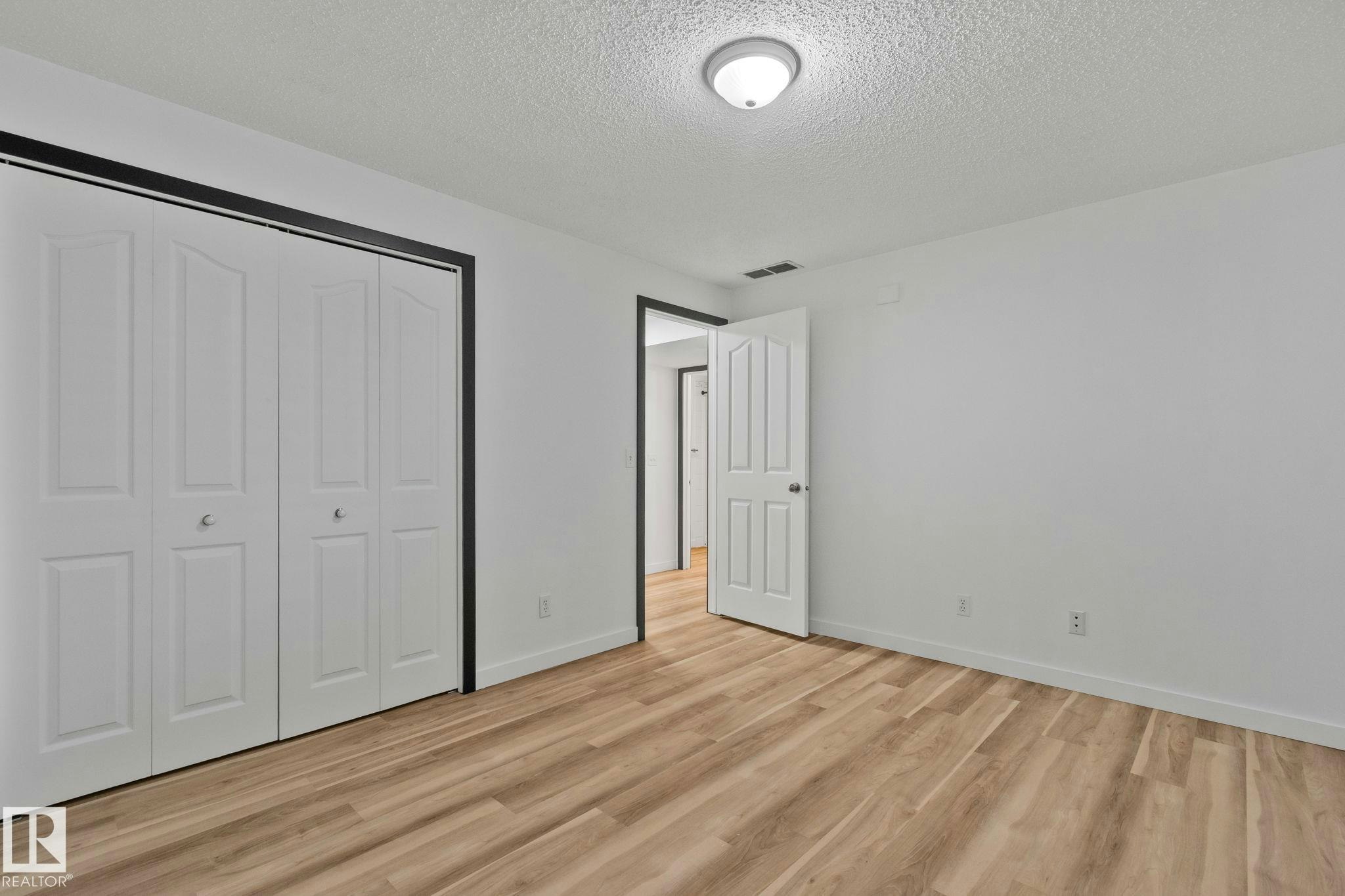 15055 128 Street, Edmonton, AB, T6V 1E8 - 16