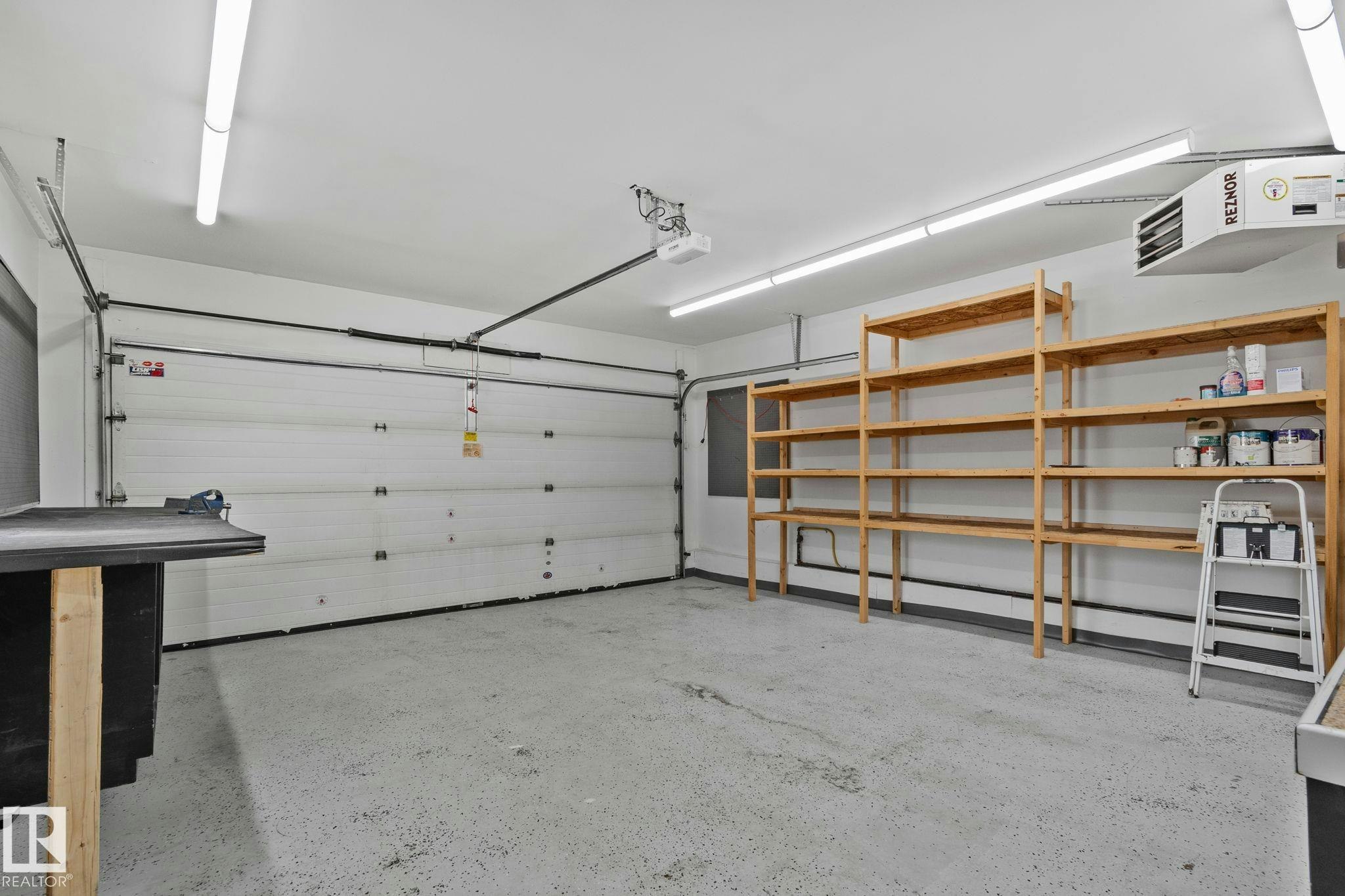 15055 128 Street, Edmonton, AB, T6V 1E8 - 44