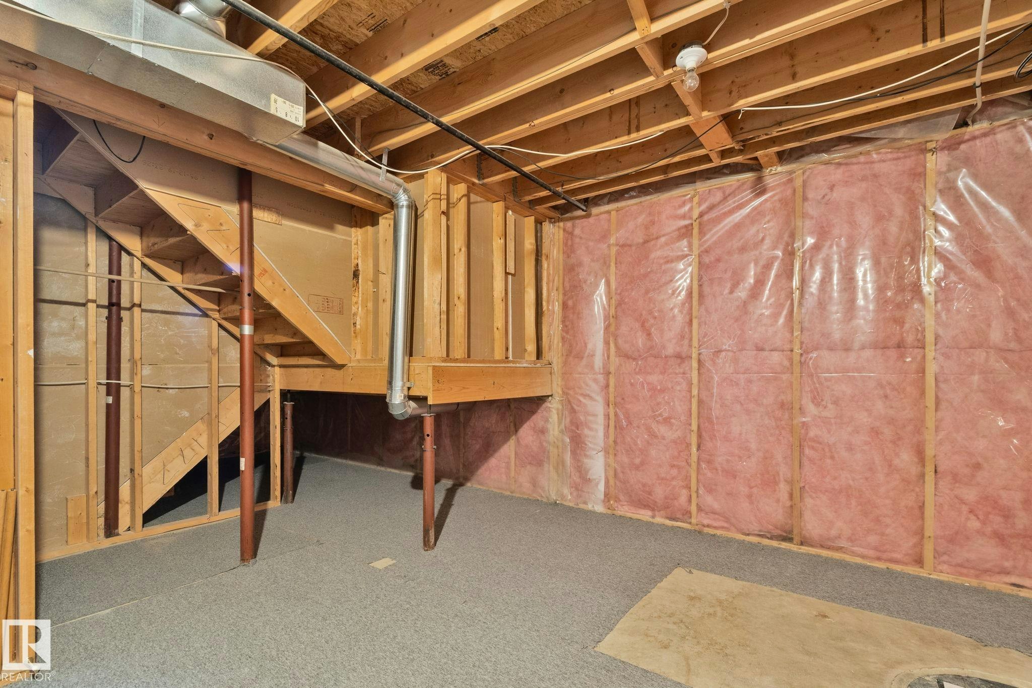 15055 128 Street, Edmonton, AB, T6V 1E8 - 46