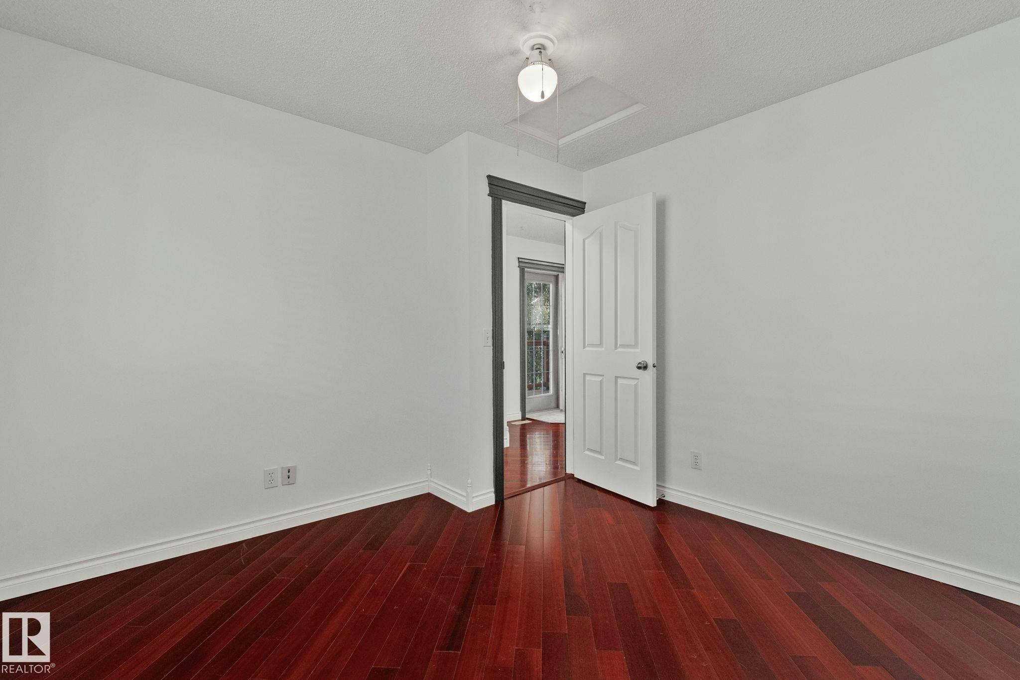 15055 128 Street, Edmonton, AB, T6V 1E8 - 28