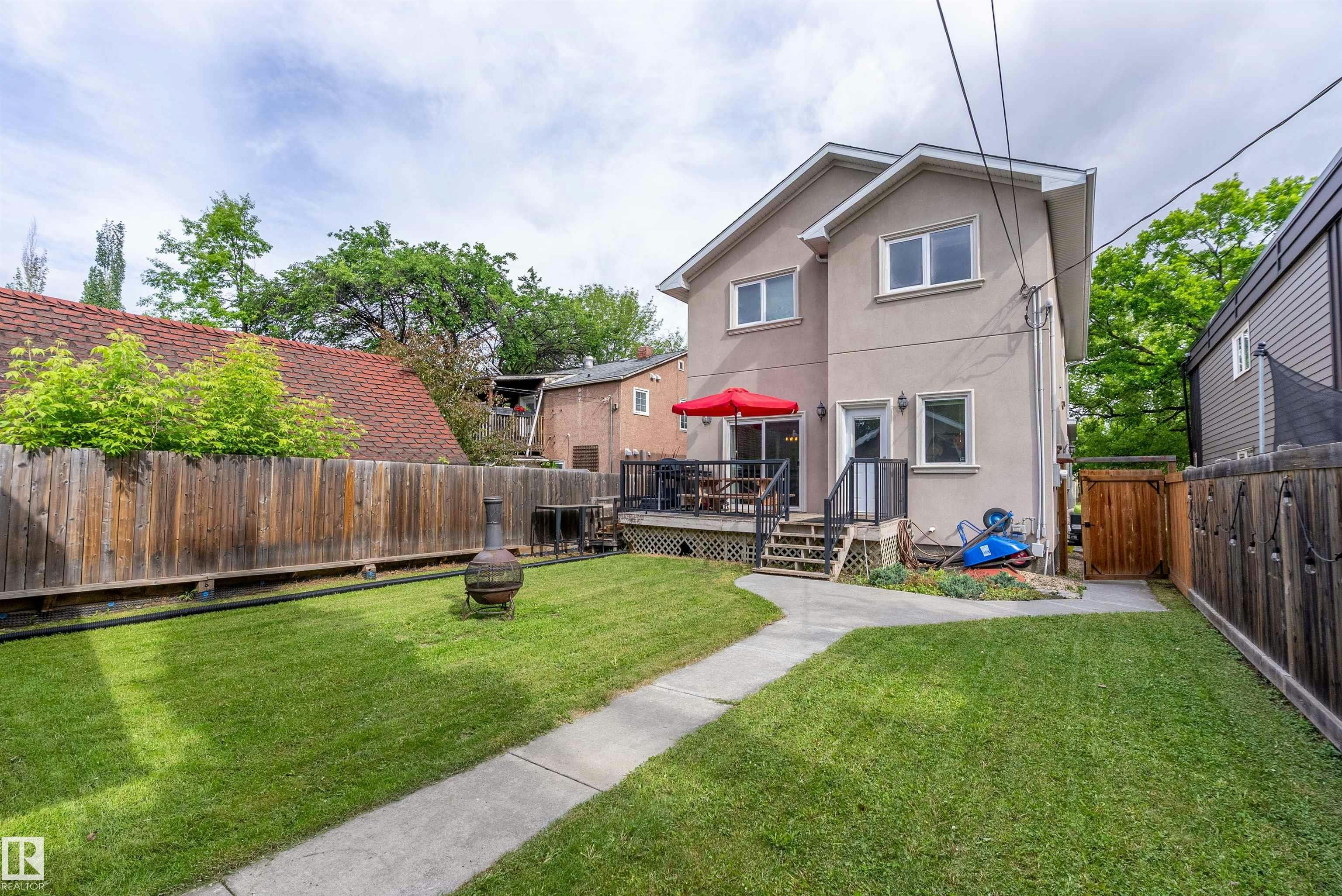 10623 75 Avenue - 4