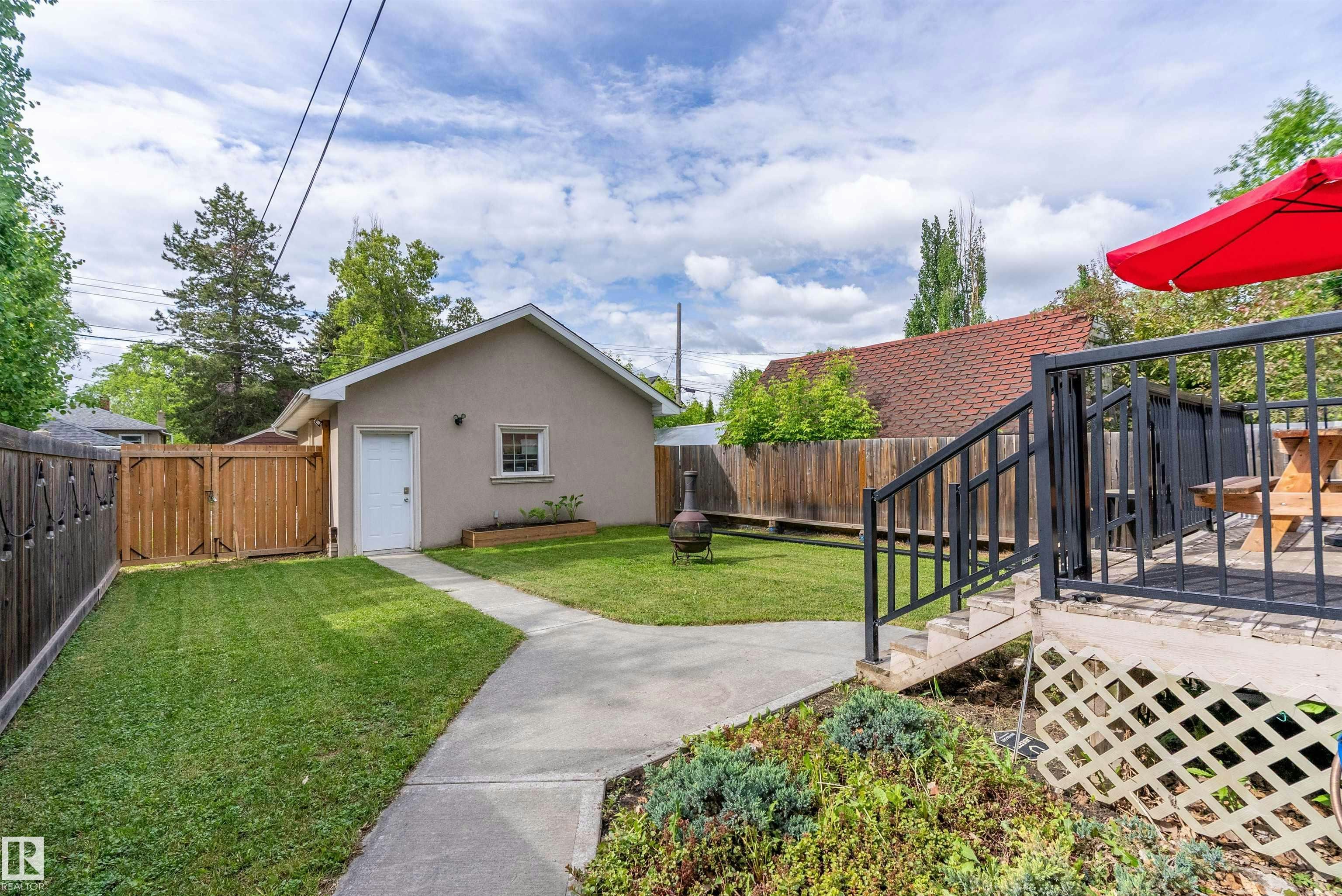 10623 75 Avenue - 3
