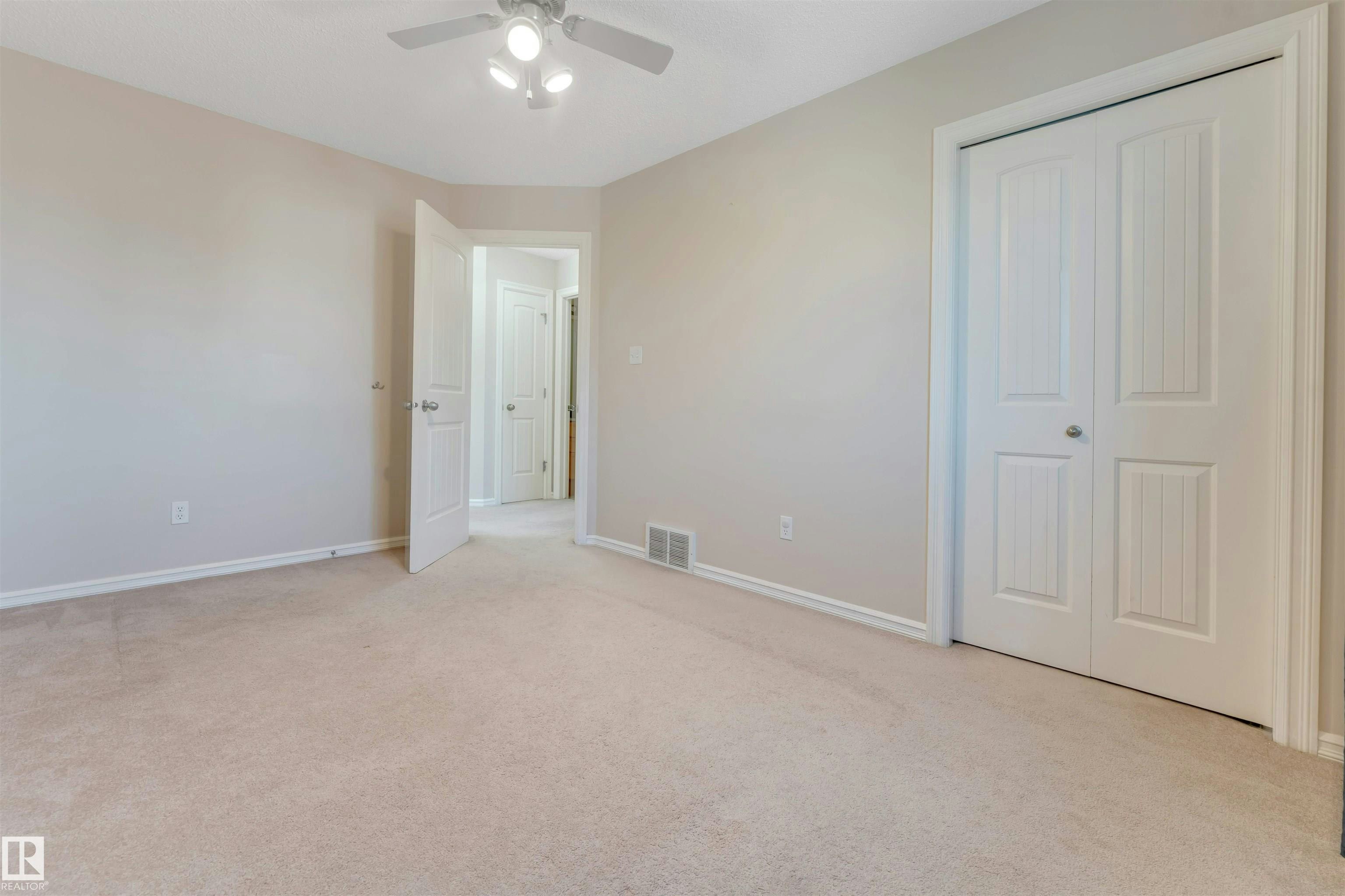 1124 37a Avenue, Edmonton, AB, T6T 0E7 - 19
