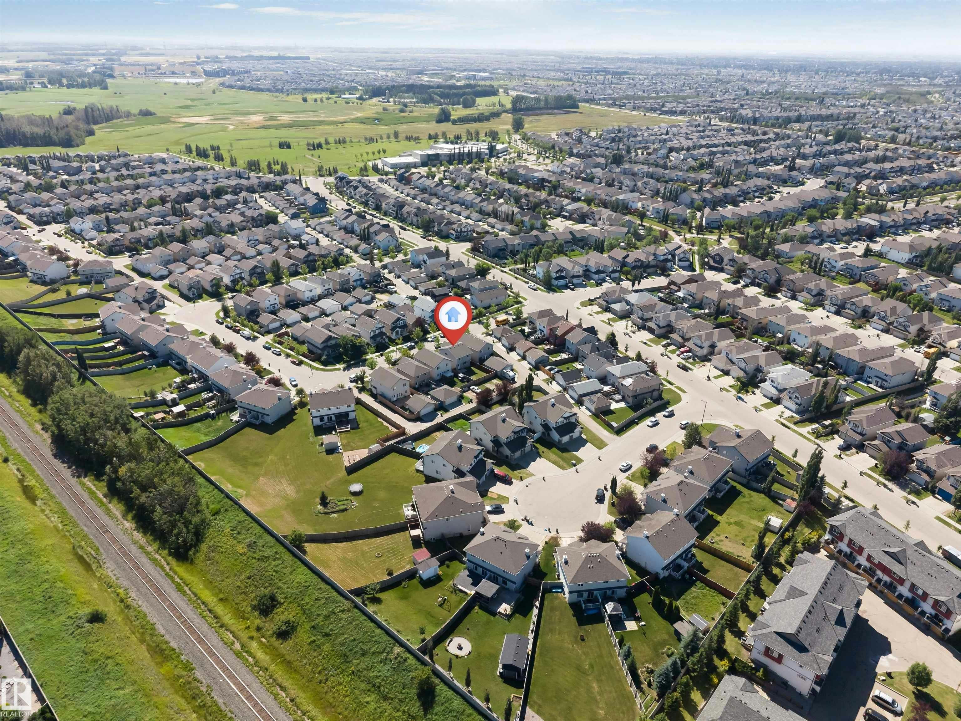 1124 37a Avenue, Edmonton, AB, T6T 0E7 - 6