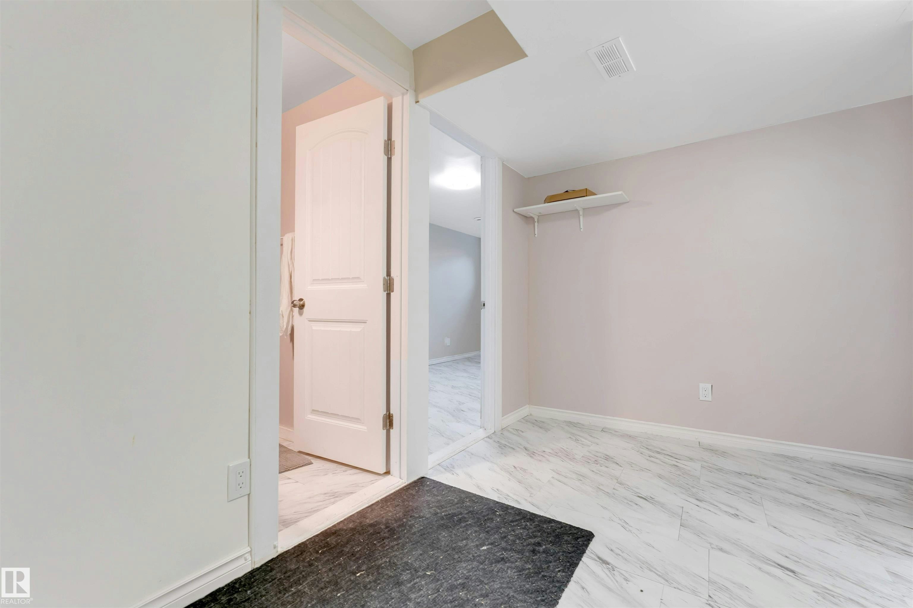 1124 37a Avenue, Edmonton, AB, T6T 0E7 - 31