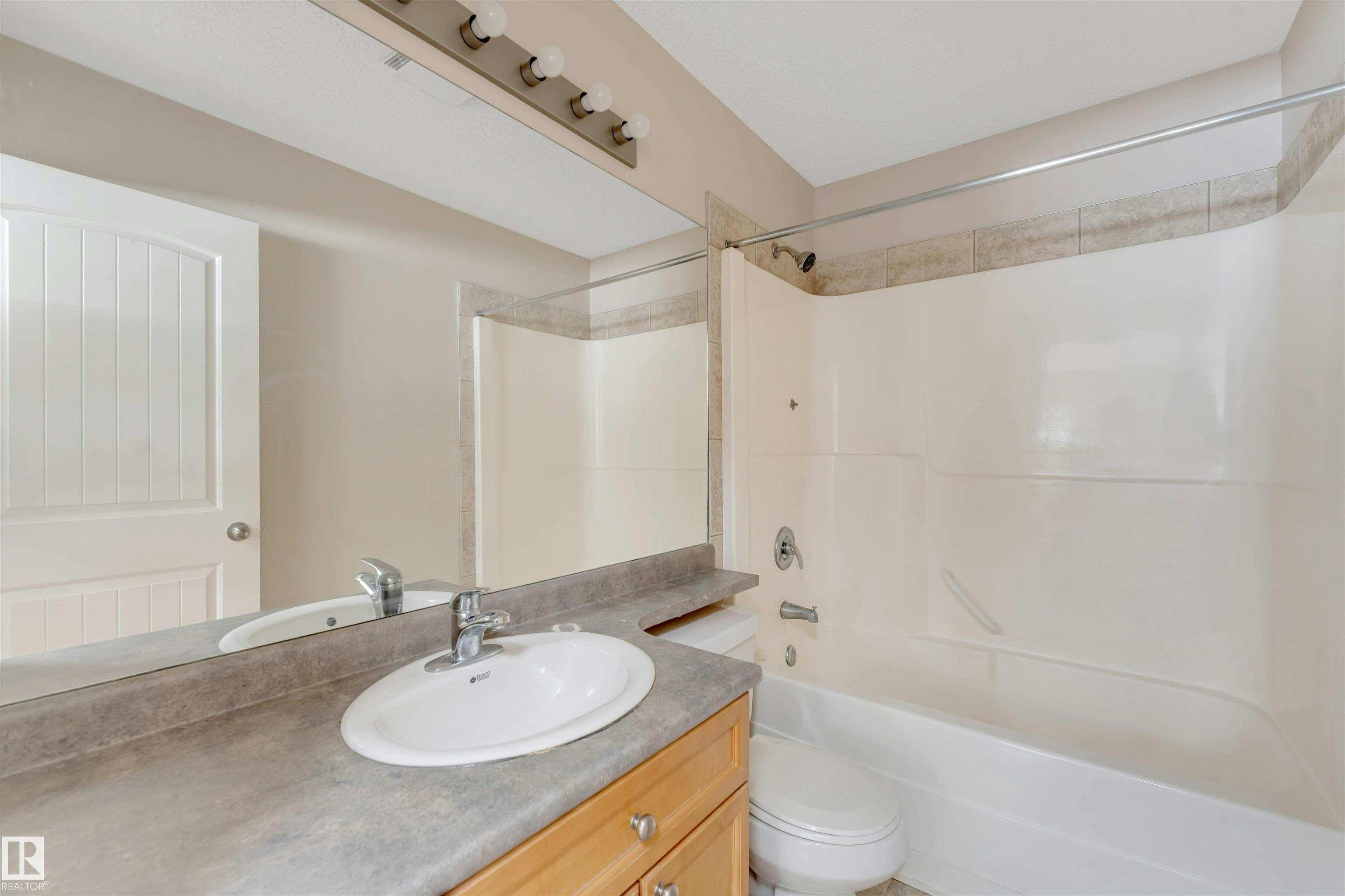 1124 37a Avenue, Edmonton, AB, T6T 0E7 - 25